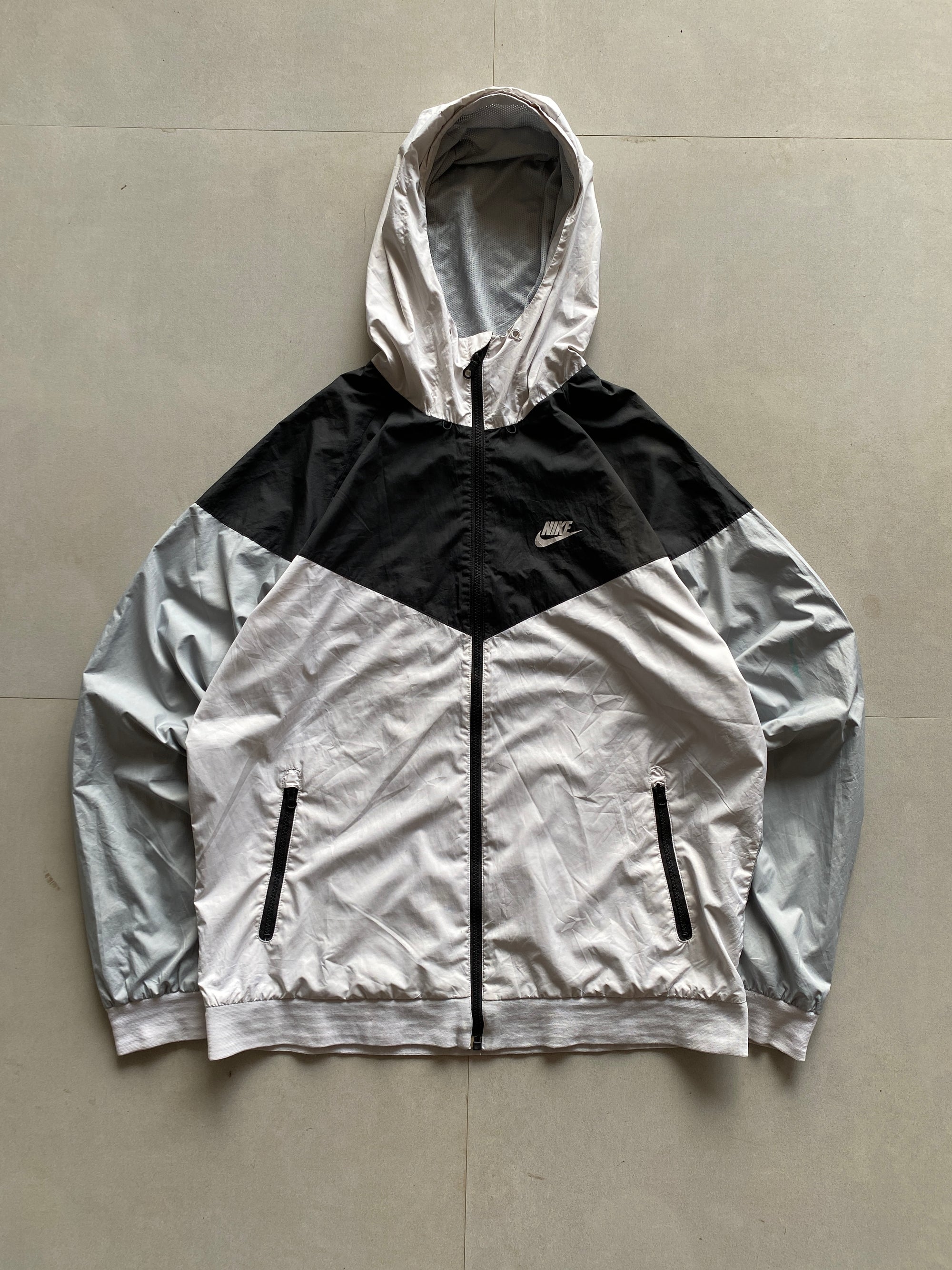 VINTAGE NIKE JACKET - XL