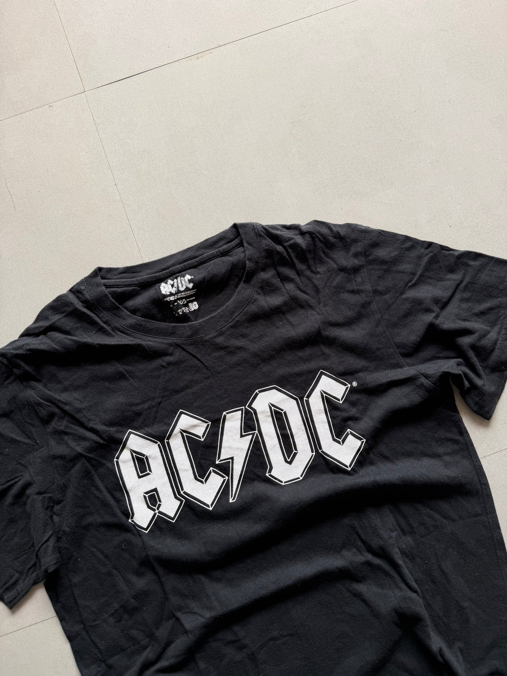 VINTAGE ACDC TEE - M