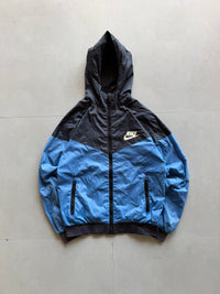 NIKE HOODED JACKET - M
