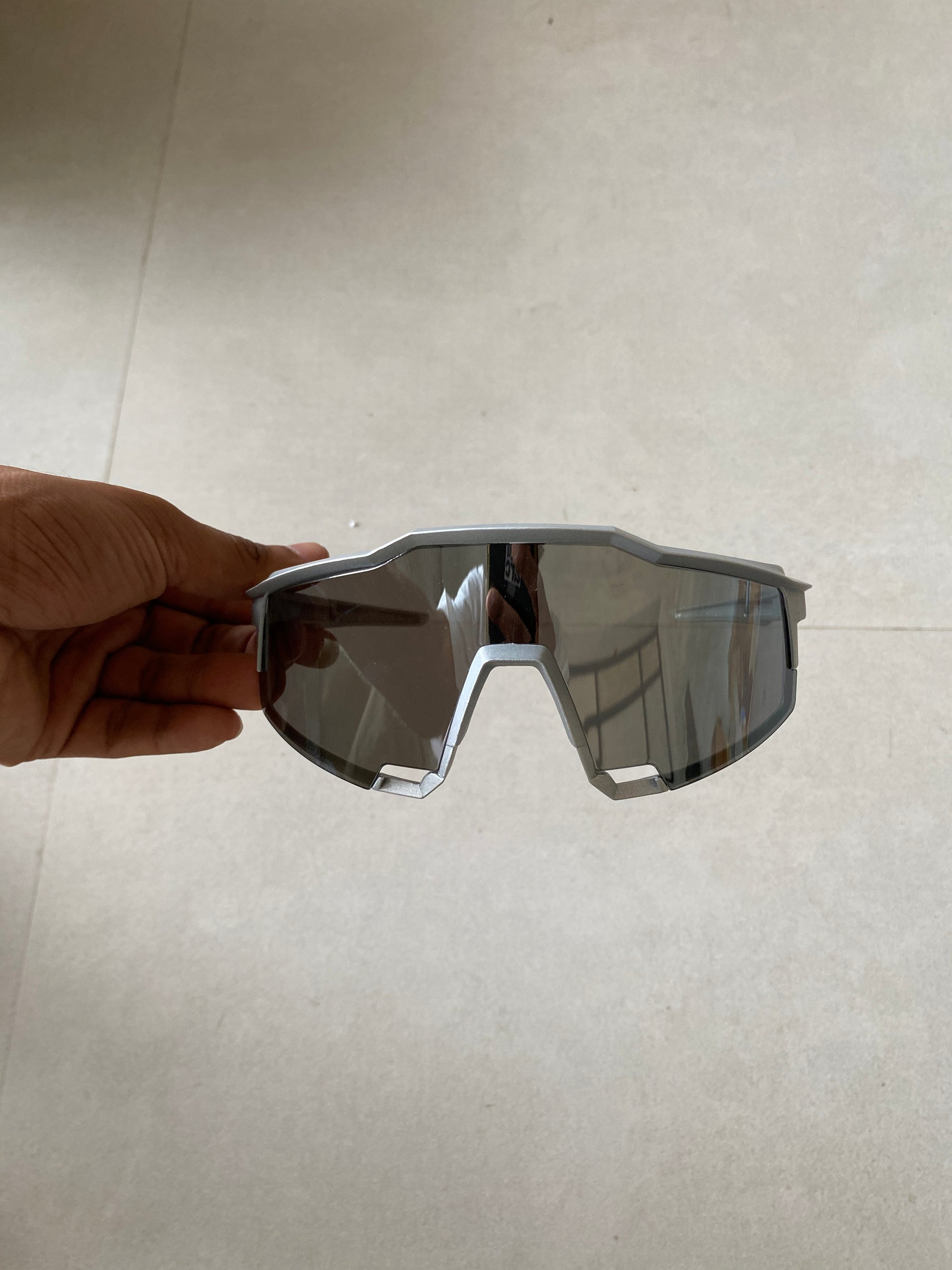 UV PROTECTED SPORTS GOGGLES