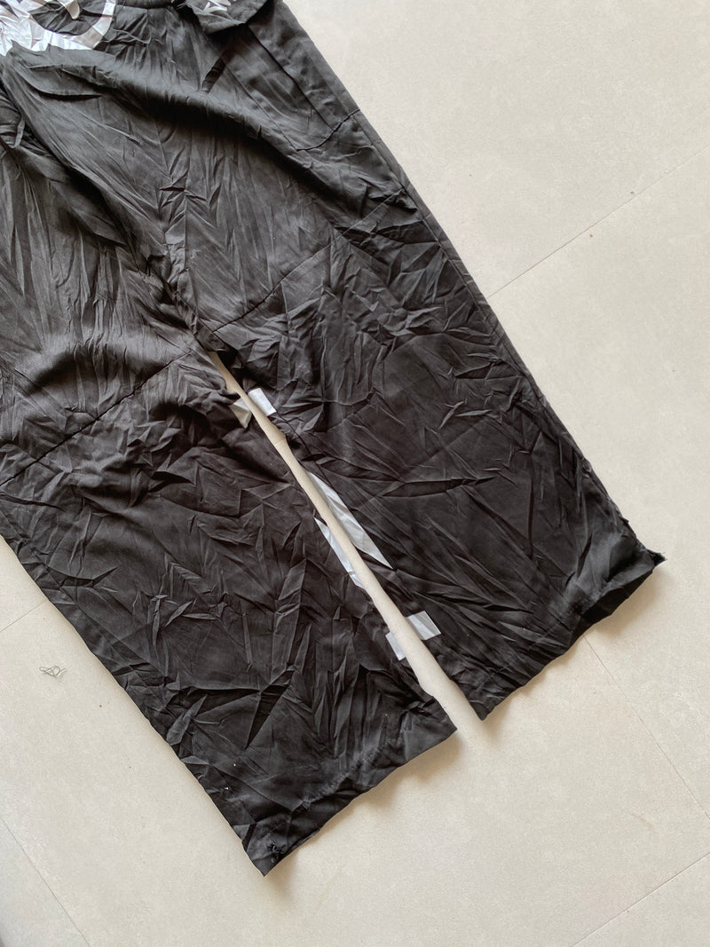 BAGGY PRINTED TRACK PANT - L