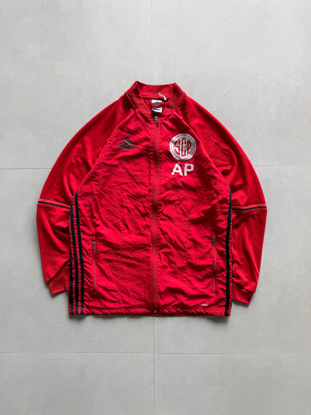 ADIDAS STRIPED JACKET - M