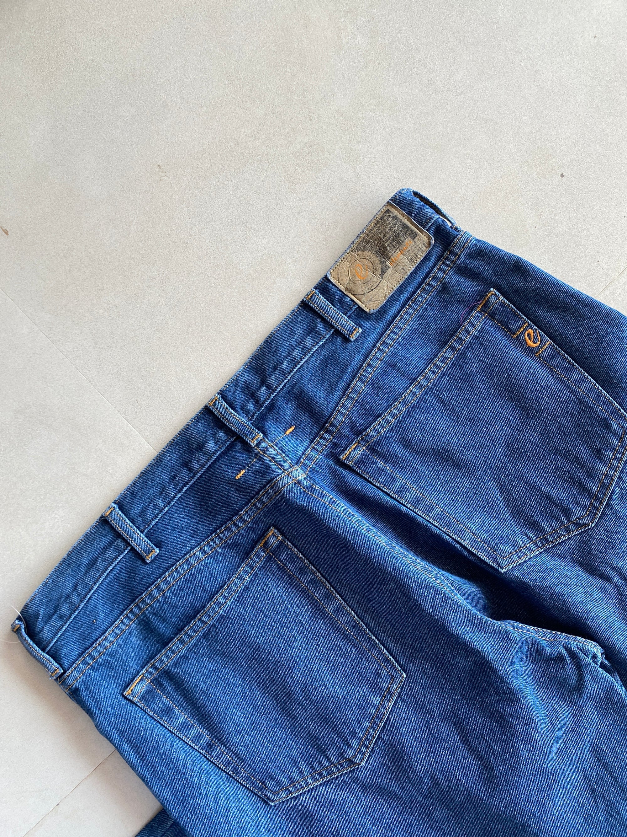 STRIGHT FIT DENIM - XL