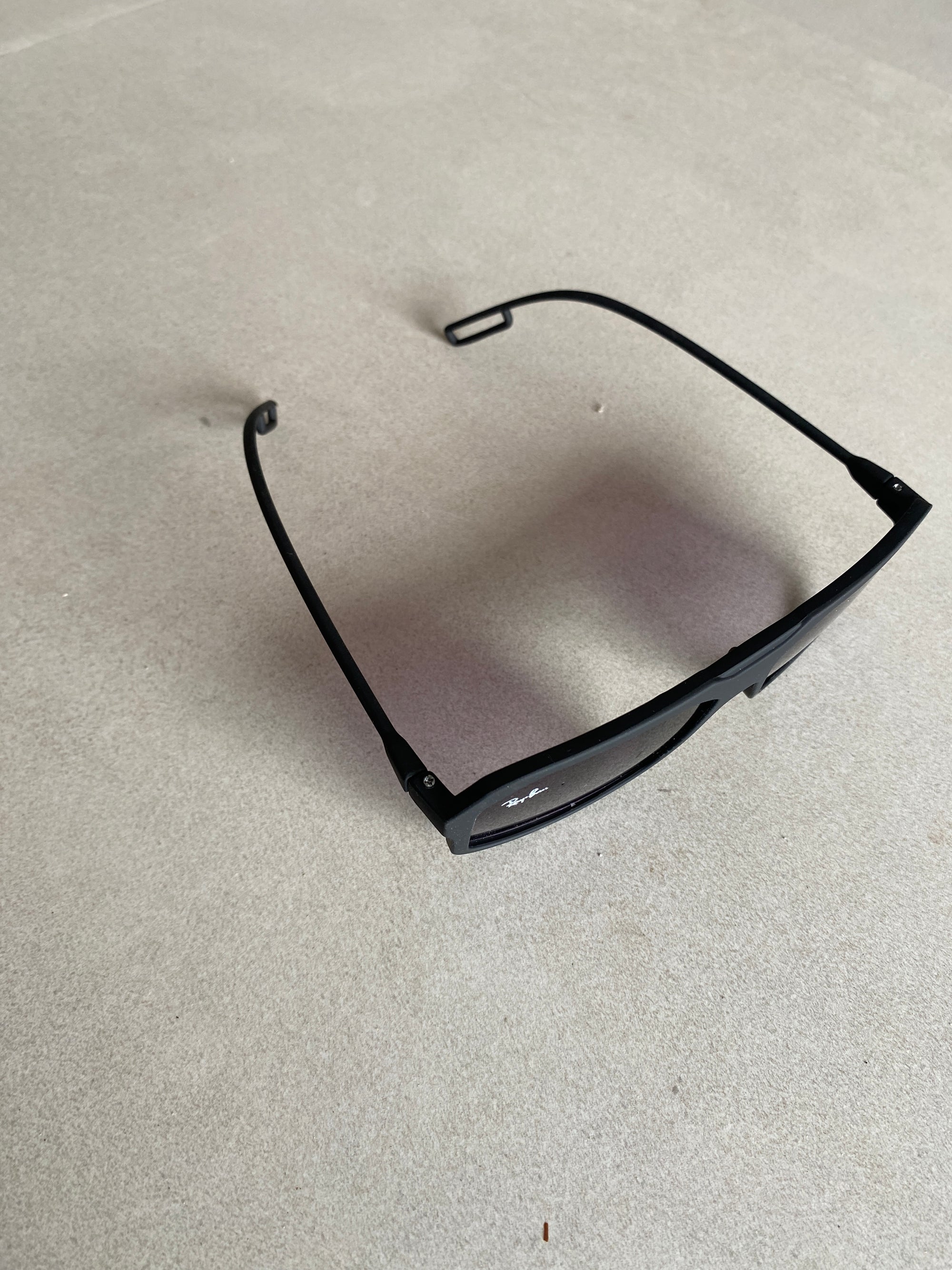 RAY-BAN CASUAL SUNGLASSES