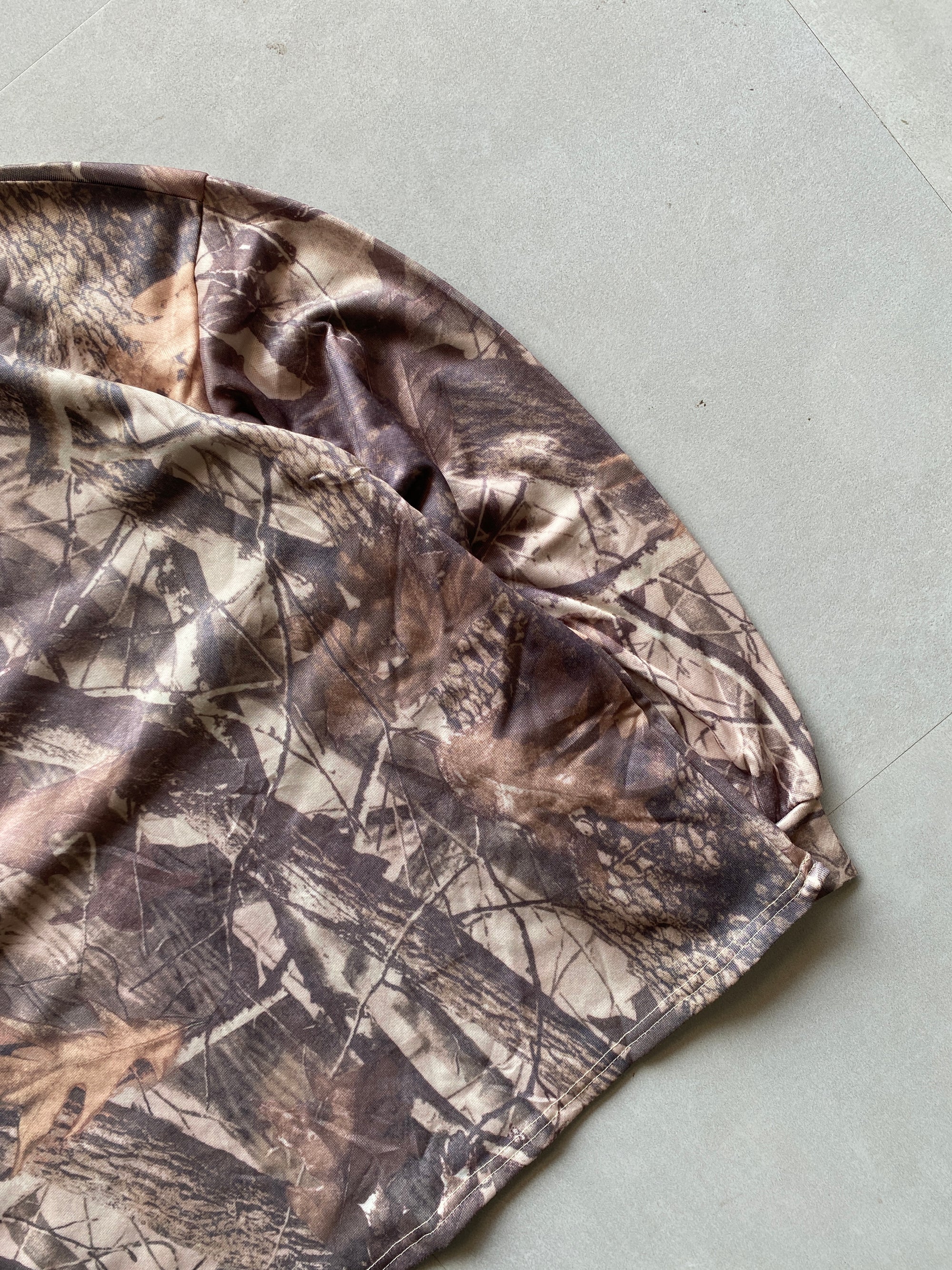 VINTAGE REALTREE CAMO SWEAT SHIRT - M
