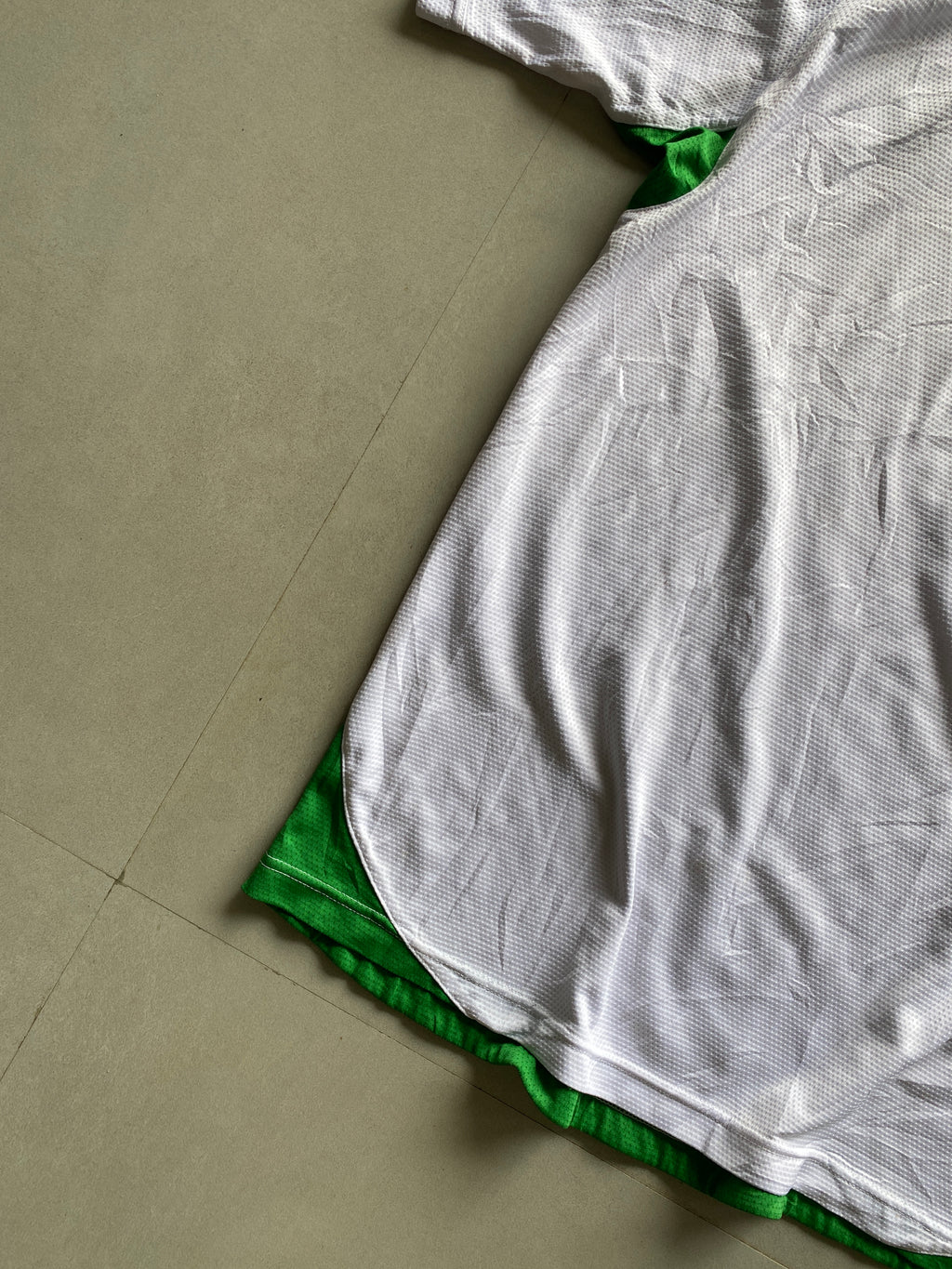 2006 UMBRO NORTHERN IRELAND JERSEY - L