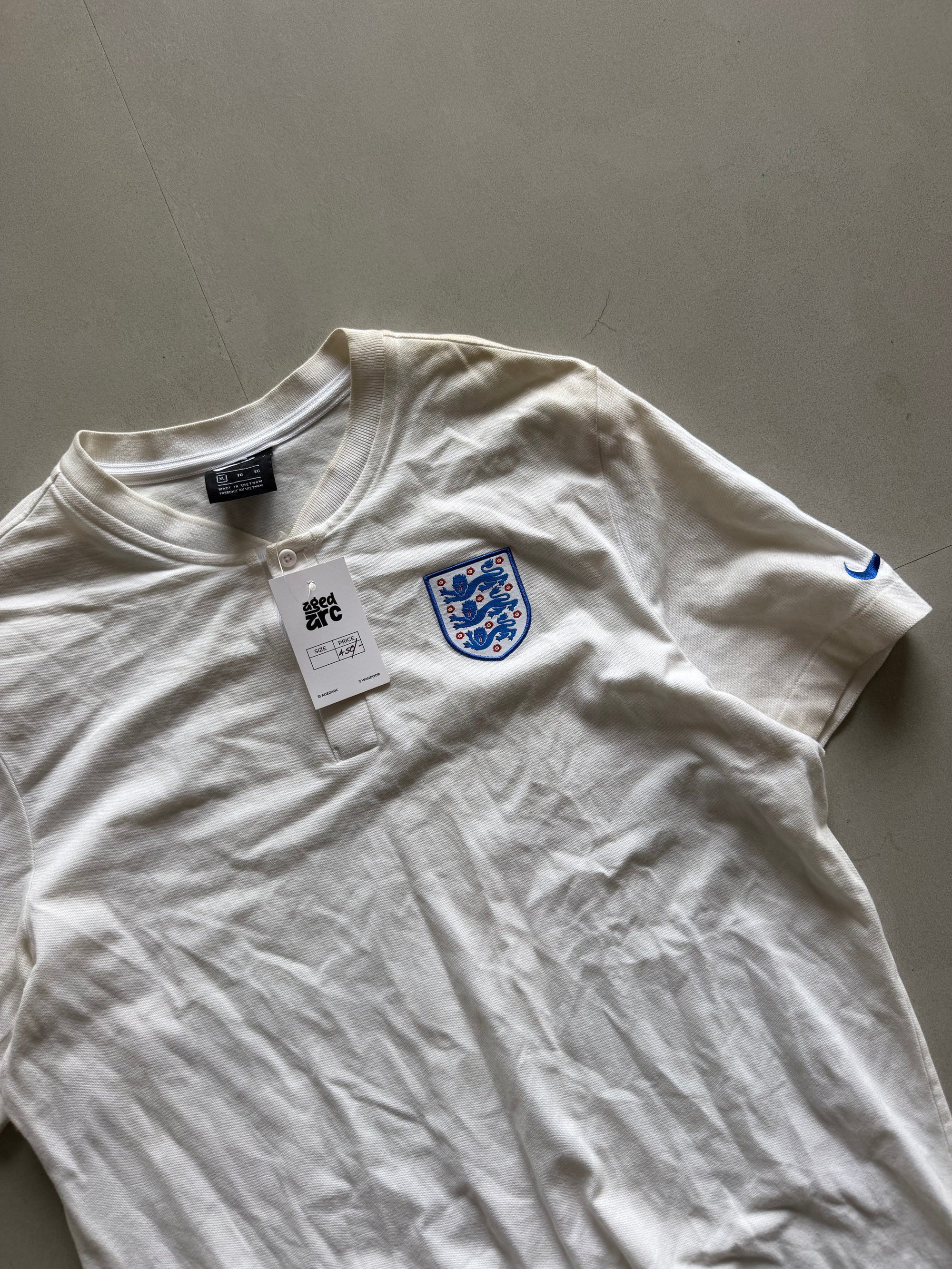 NIKE ENGLAND POLO TEE -