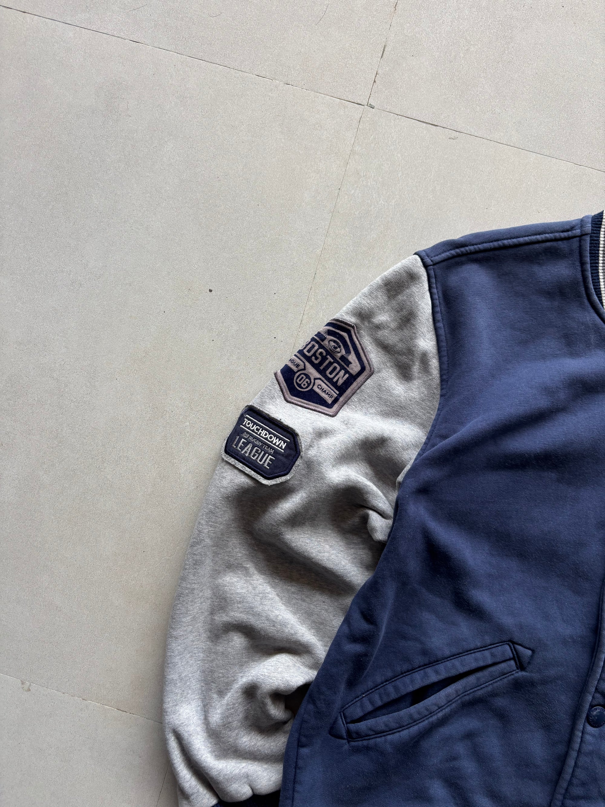 NEW BALANCE VARSITY JACKET - L