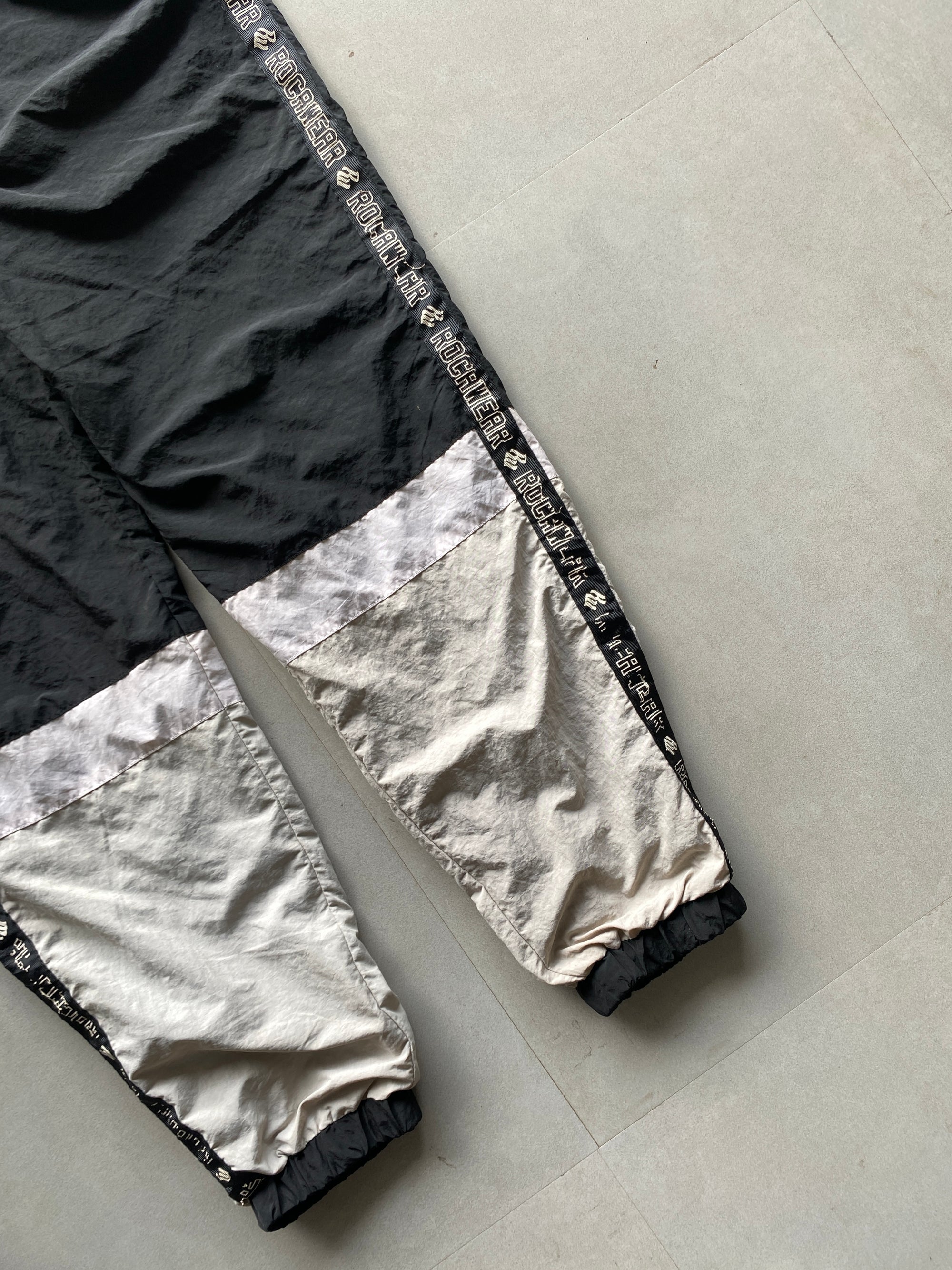 ROCAWEAR JOGGER PANT - M