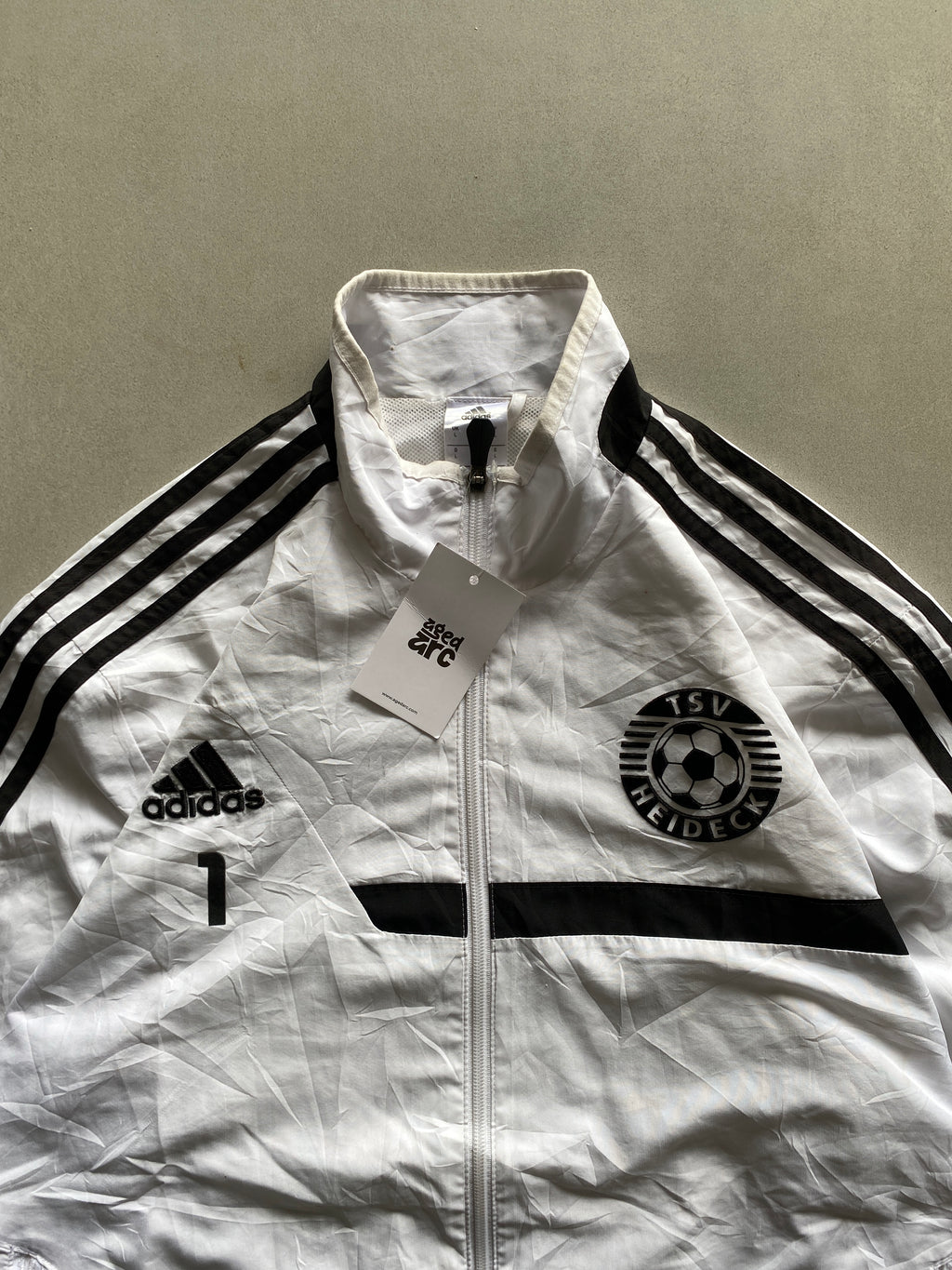 ADIDAS STRIPED JACKET - XL