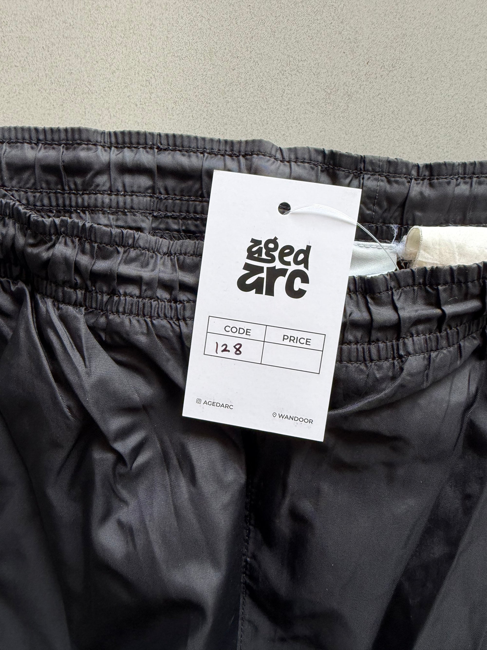 00S NIKE TRACK PANT128 - XL