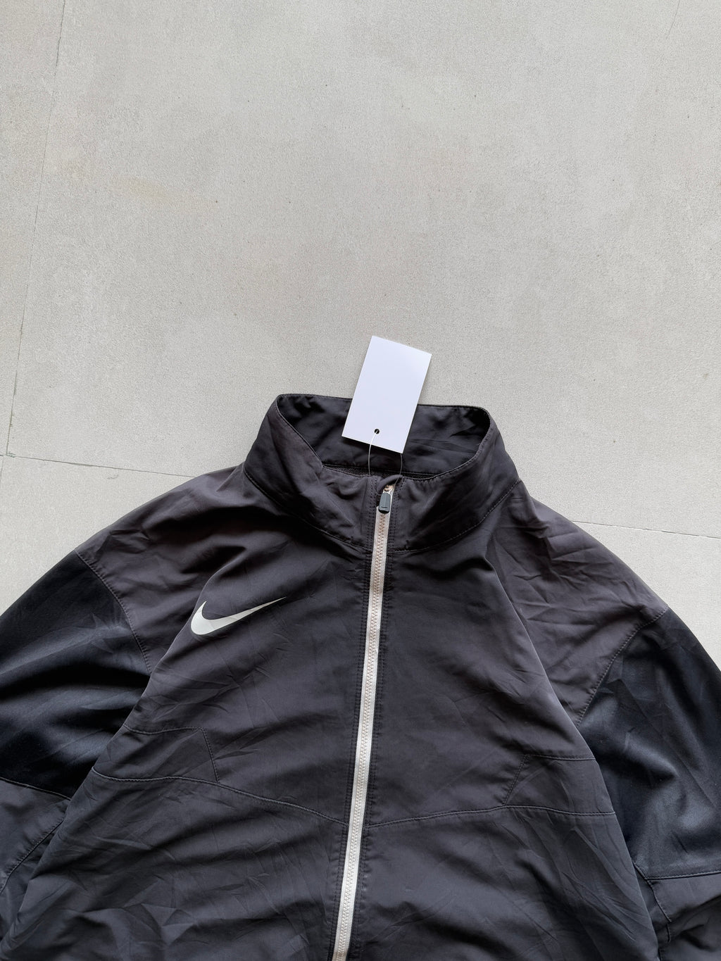 NIKE THERMA FIT GOLD JACKET -M