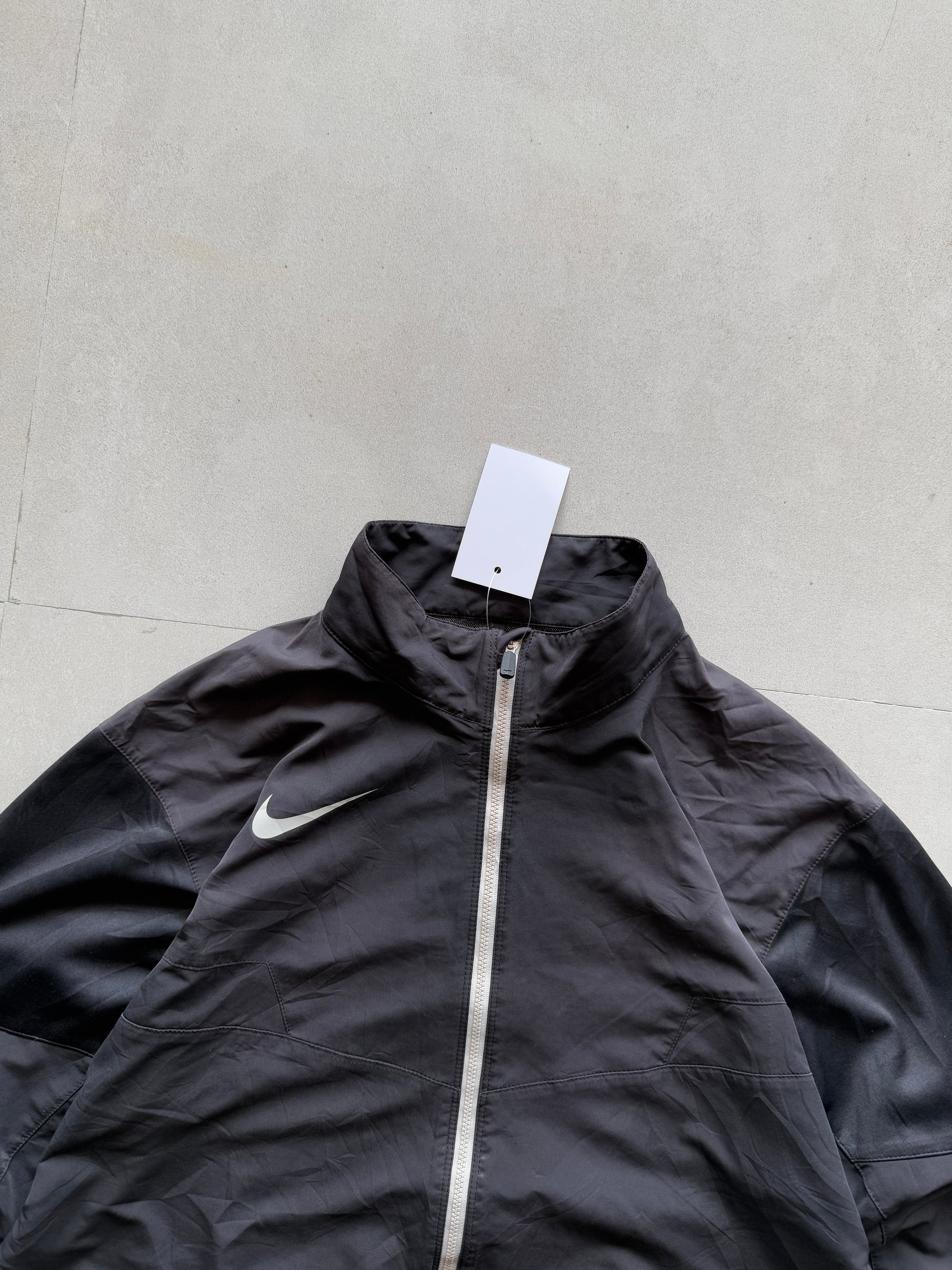 NIKE THERMA FIT GOLD JACKET -M