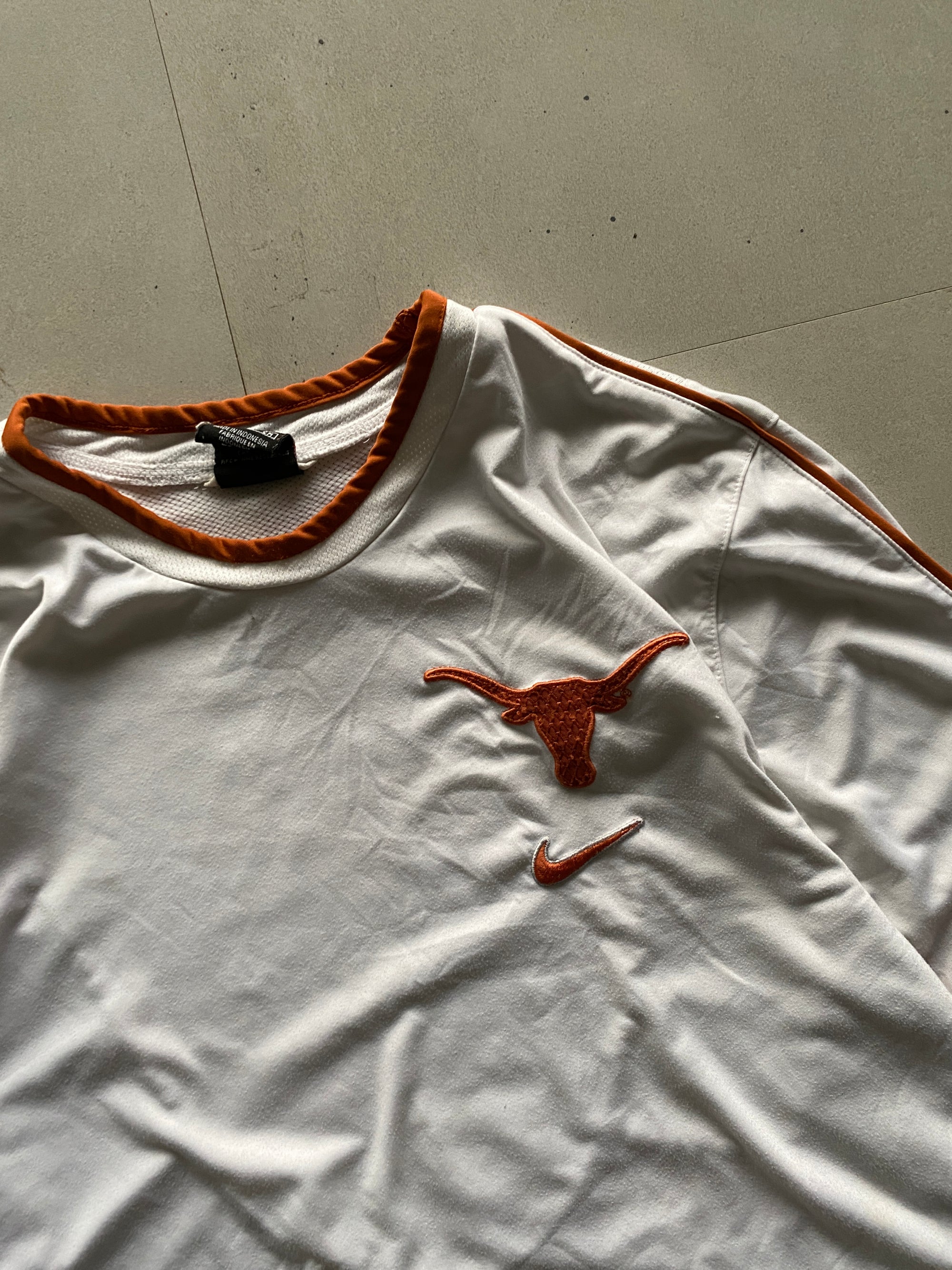NIKE LONGHORNS UV PERFORMANCE TEE - S