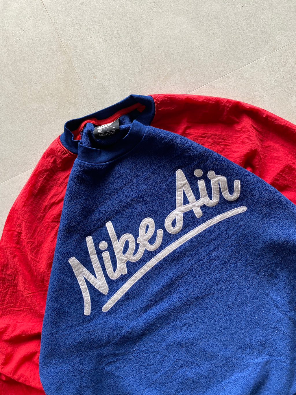 NIKE AIR SWEATER - L