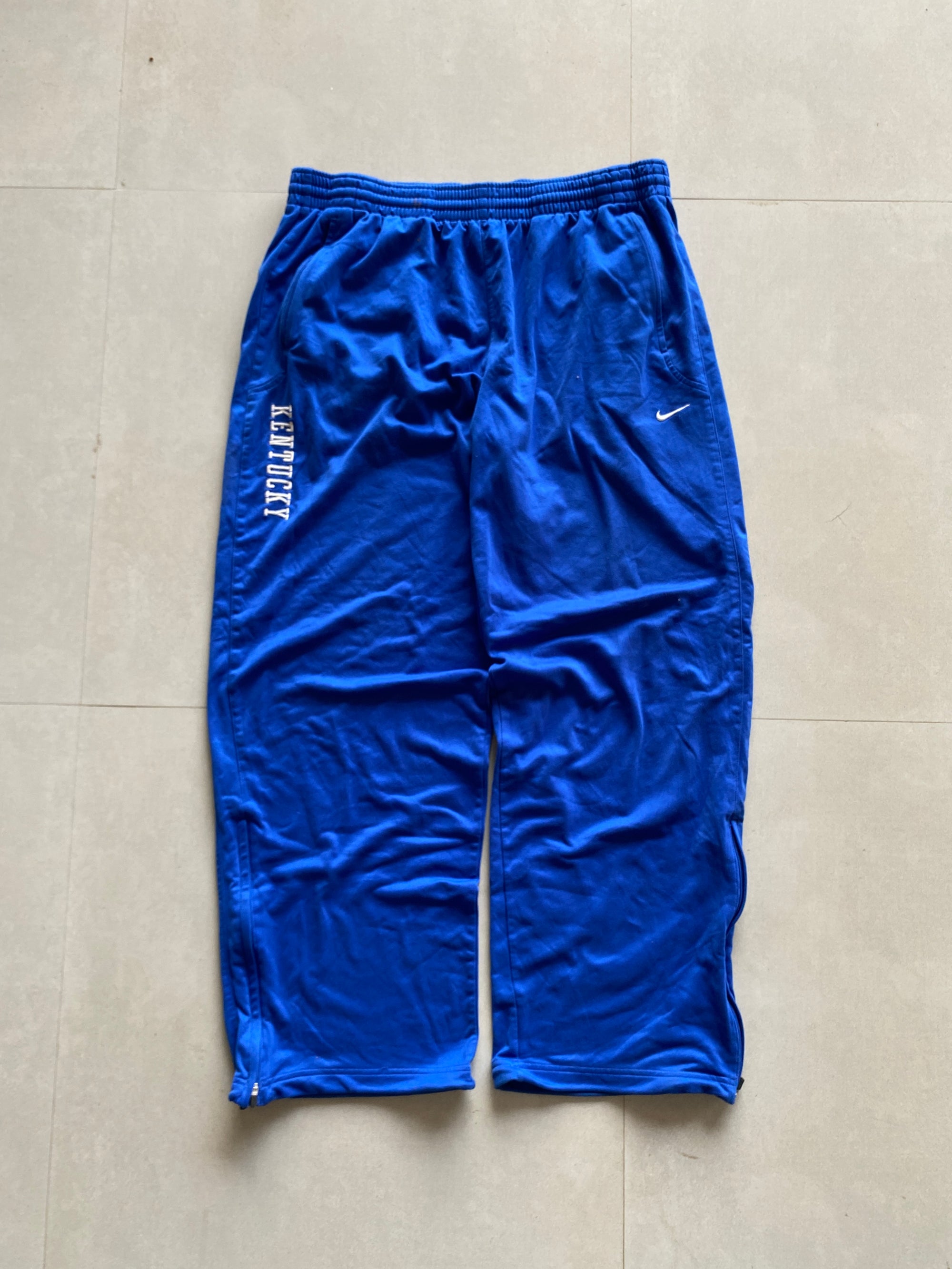 VINTAGE NIKE SWEAT PANT - M