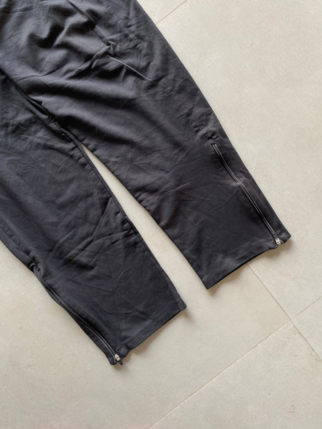 VINTAGE NIKE TRACK PANT - M