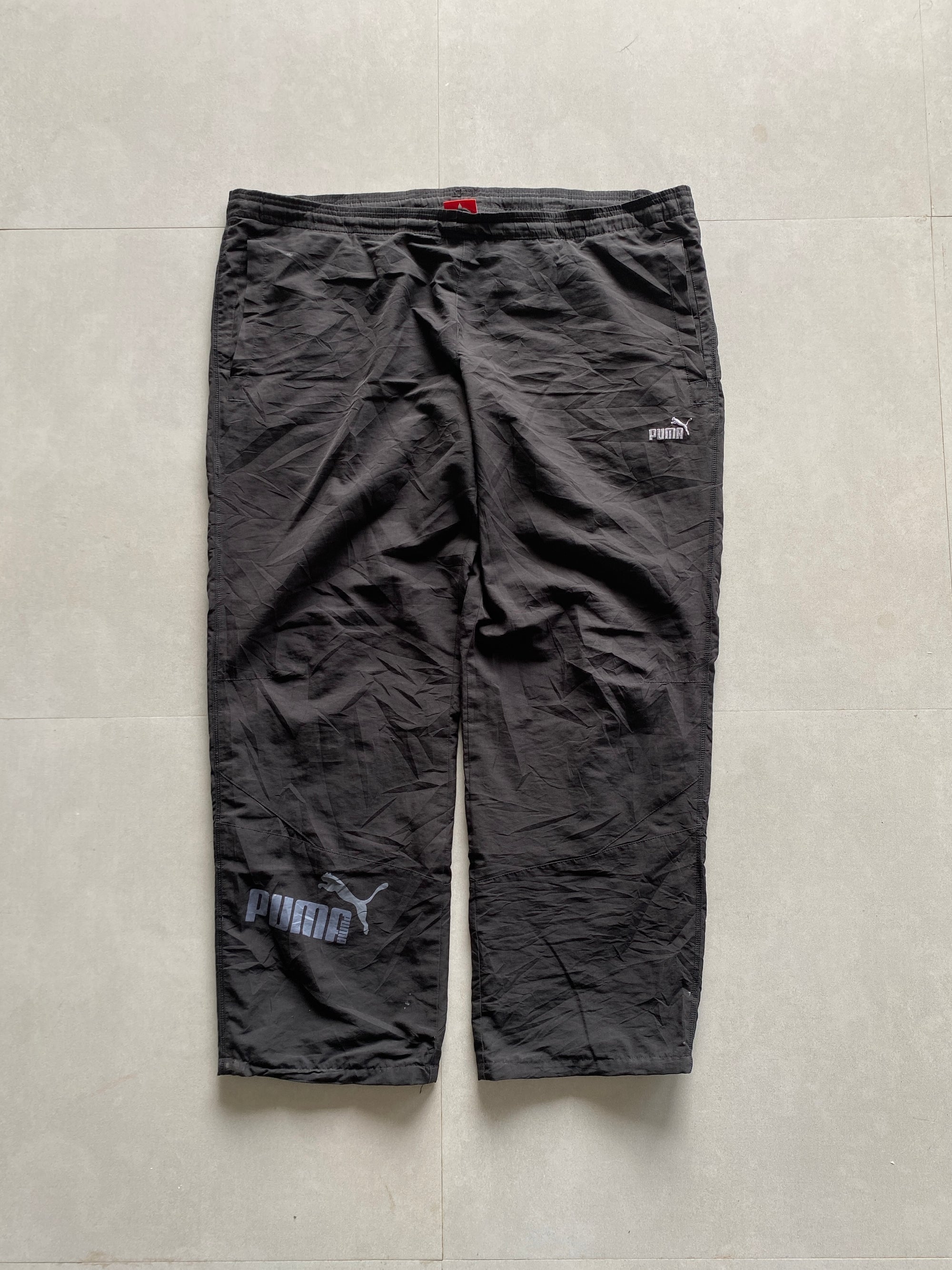 PUMA SPELL OUT BAGGY TRACK PANT - XL