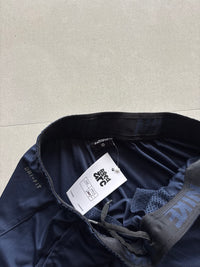 NIKE DRI-FIT SHORTS - M