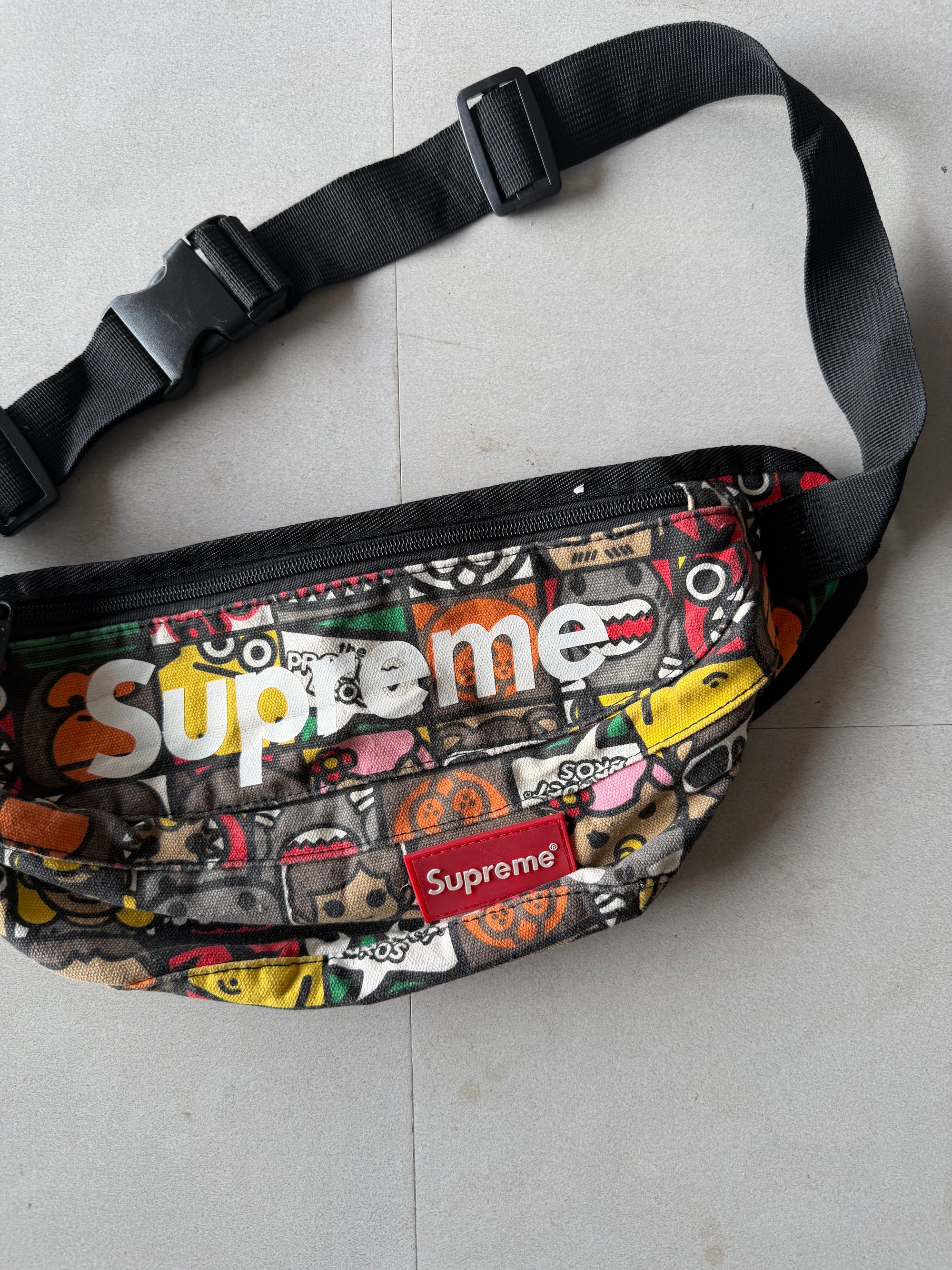 SUPREME GRAPHICS FANNY PACK