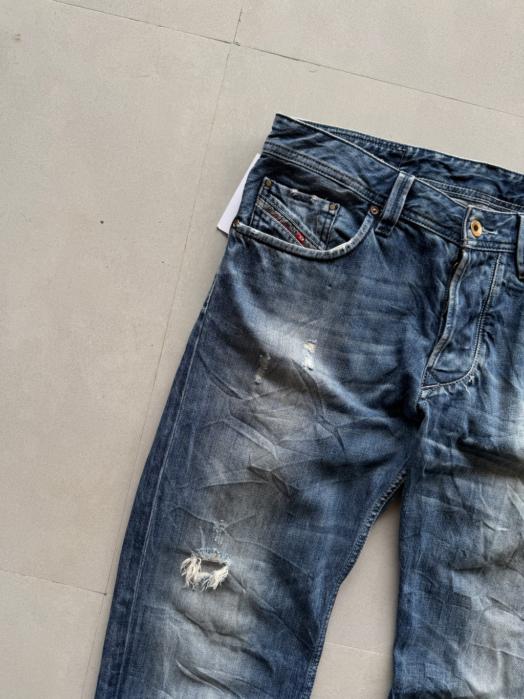 DIESEL INDUSTRY SCRATCHED HEAVY DENIM - M