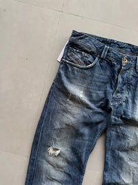 DIESEL INDUSTRY SCRATCHED HEAVY DENIM - M
