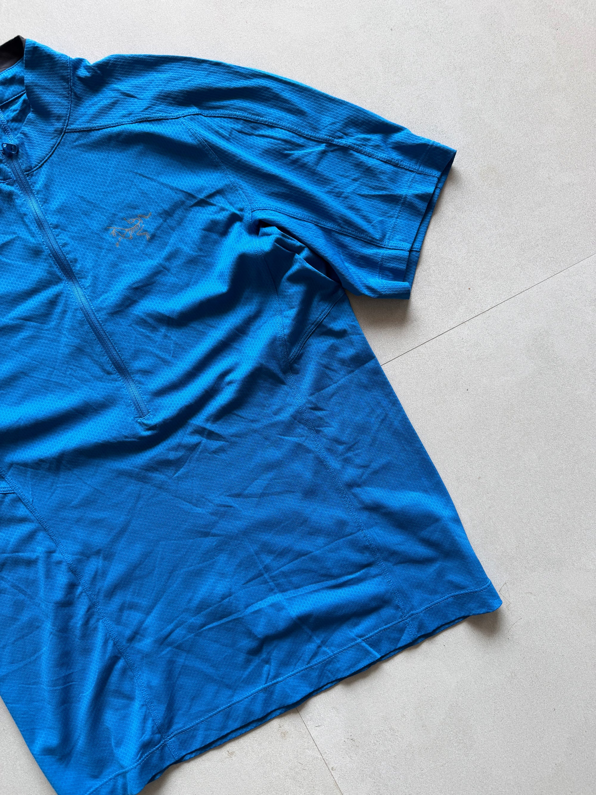 ARCTERYX QUARTER ZIP HIKING TEE - XS