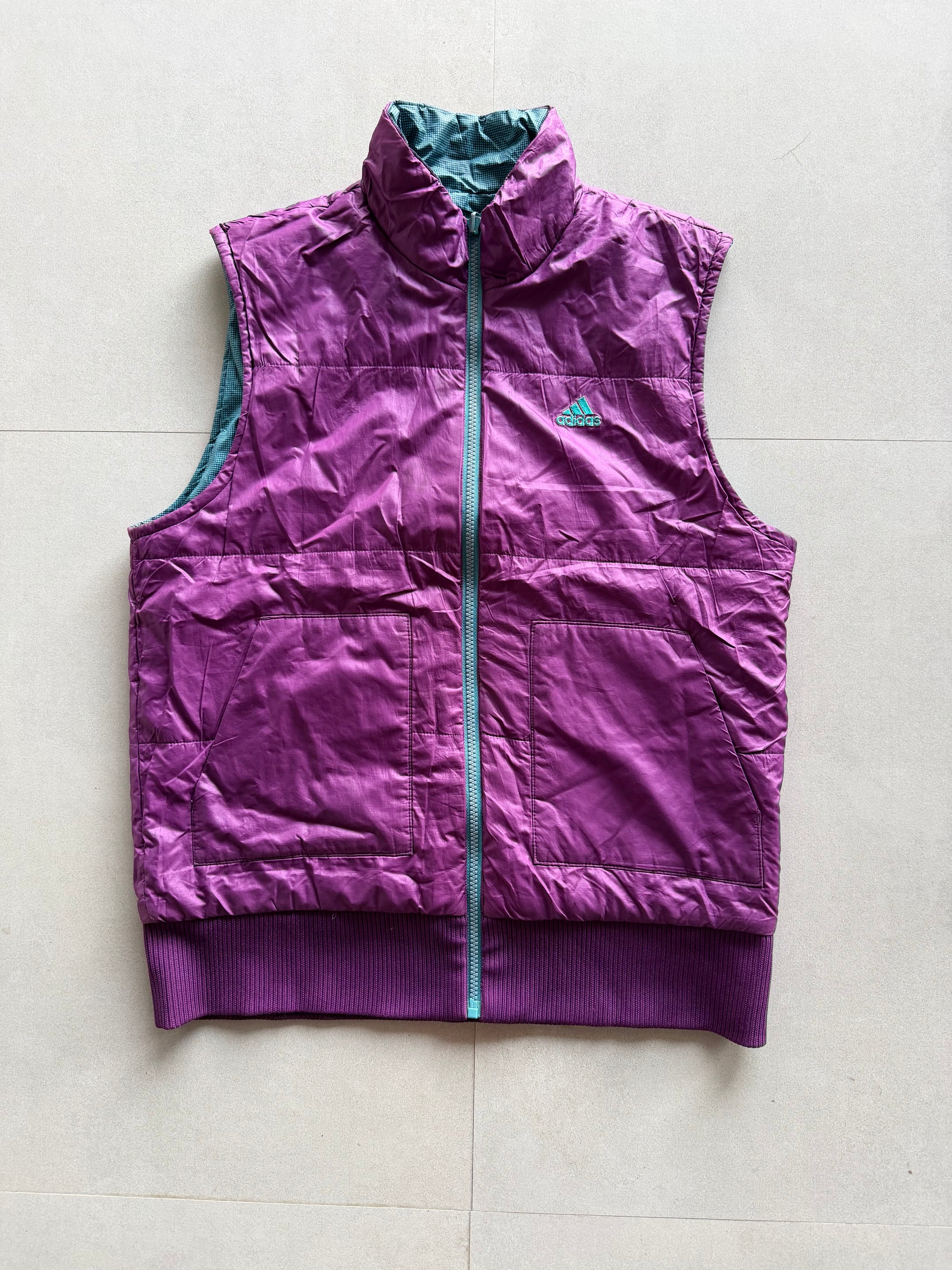 REVERSIBLE SLEEVLES VEST - S