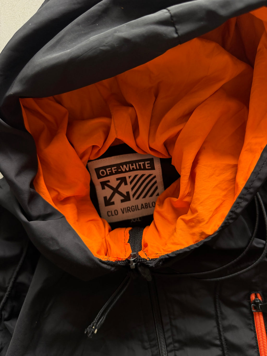 OFF WHITE HOODED JACKET (BOOTLEG) - M