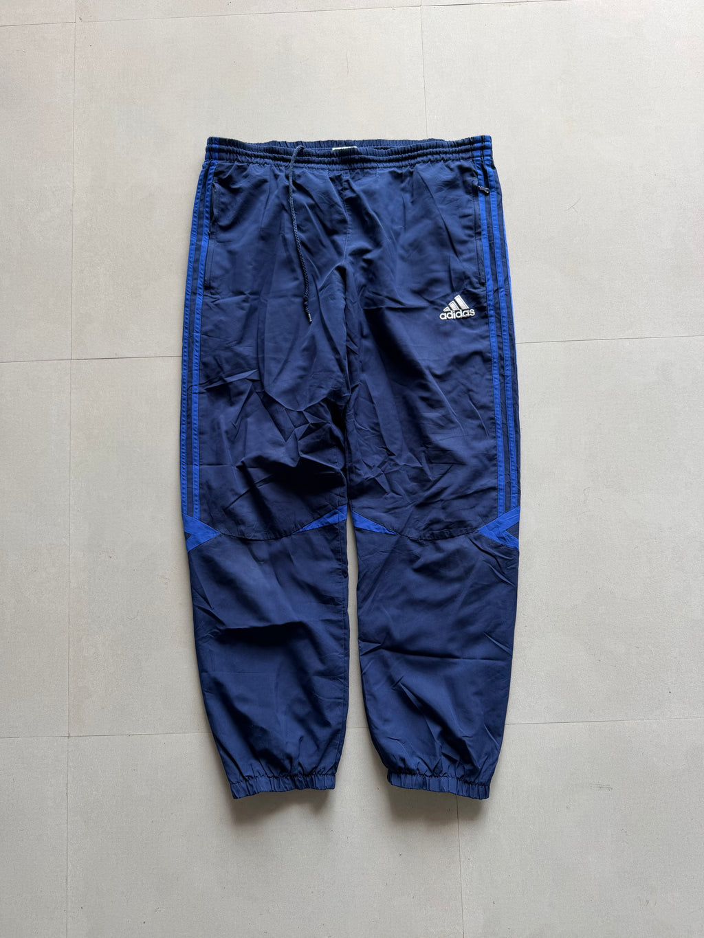 ADIDAS STRIPED TRACK PANT127 - XL