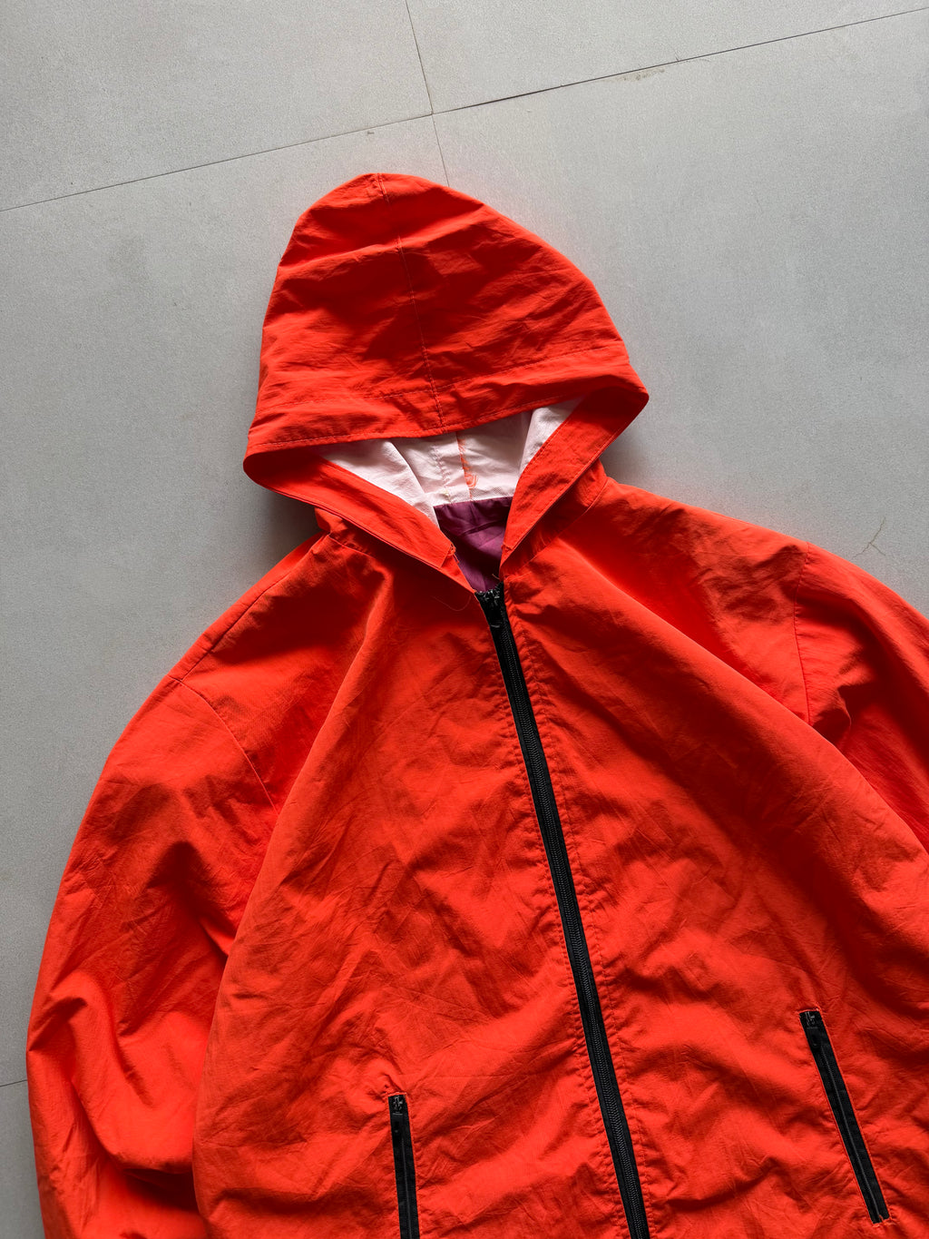 HOODED JACKET - L