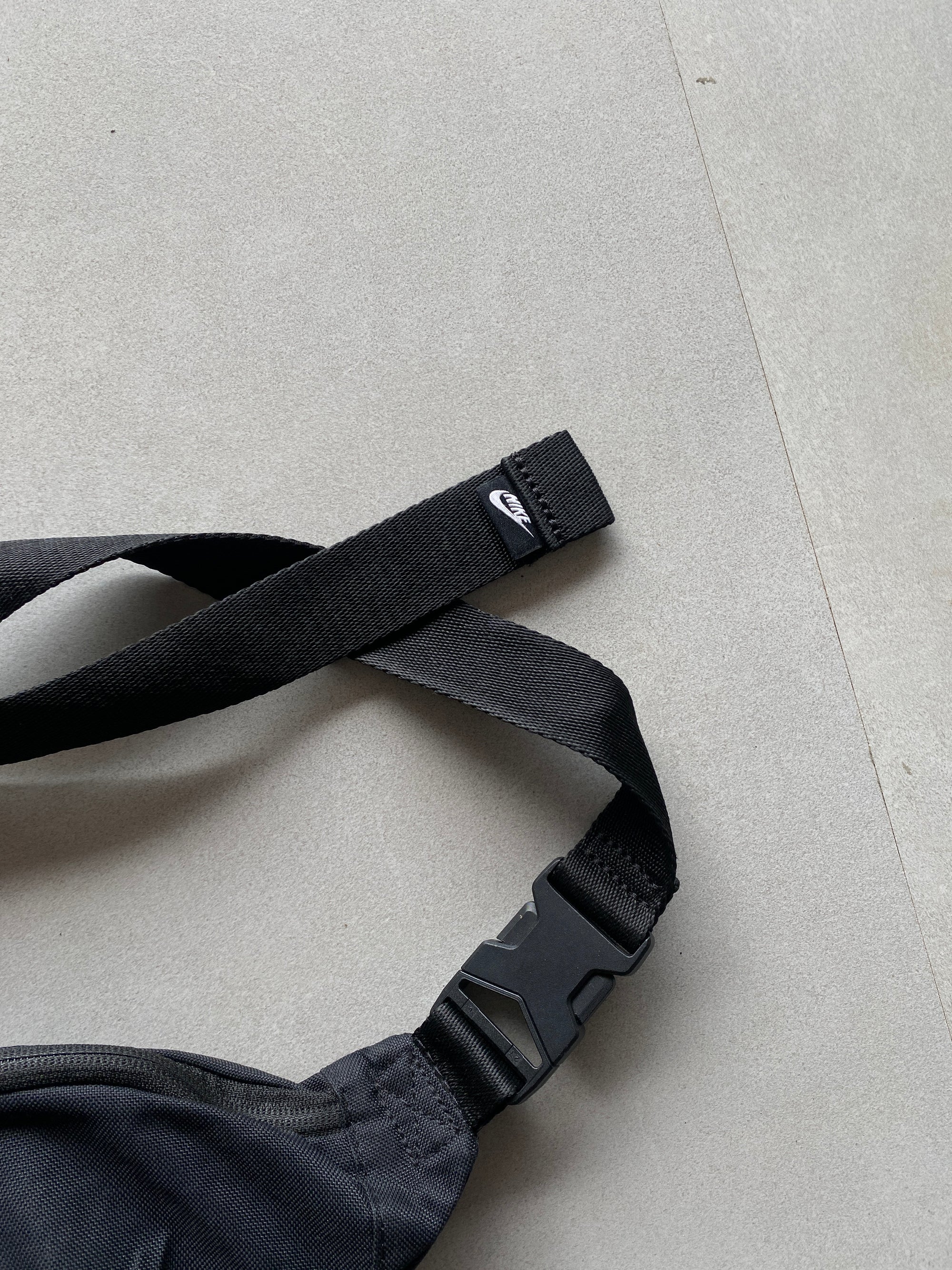 NIKE FANNY PACK