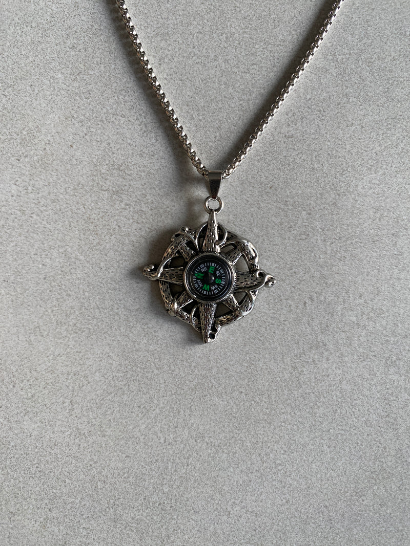 COMPASS PENDANT CHAIN