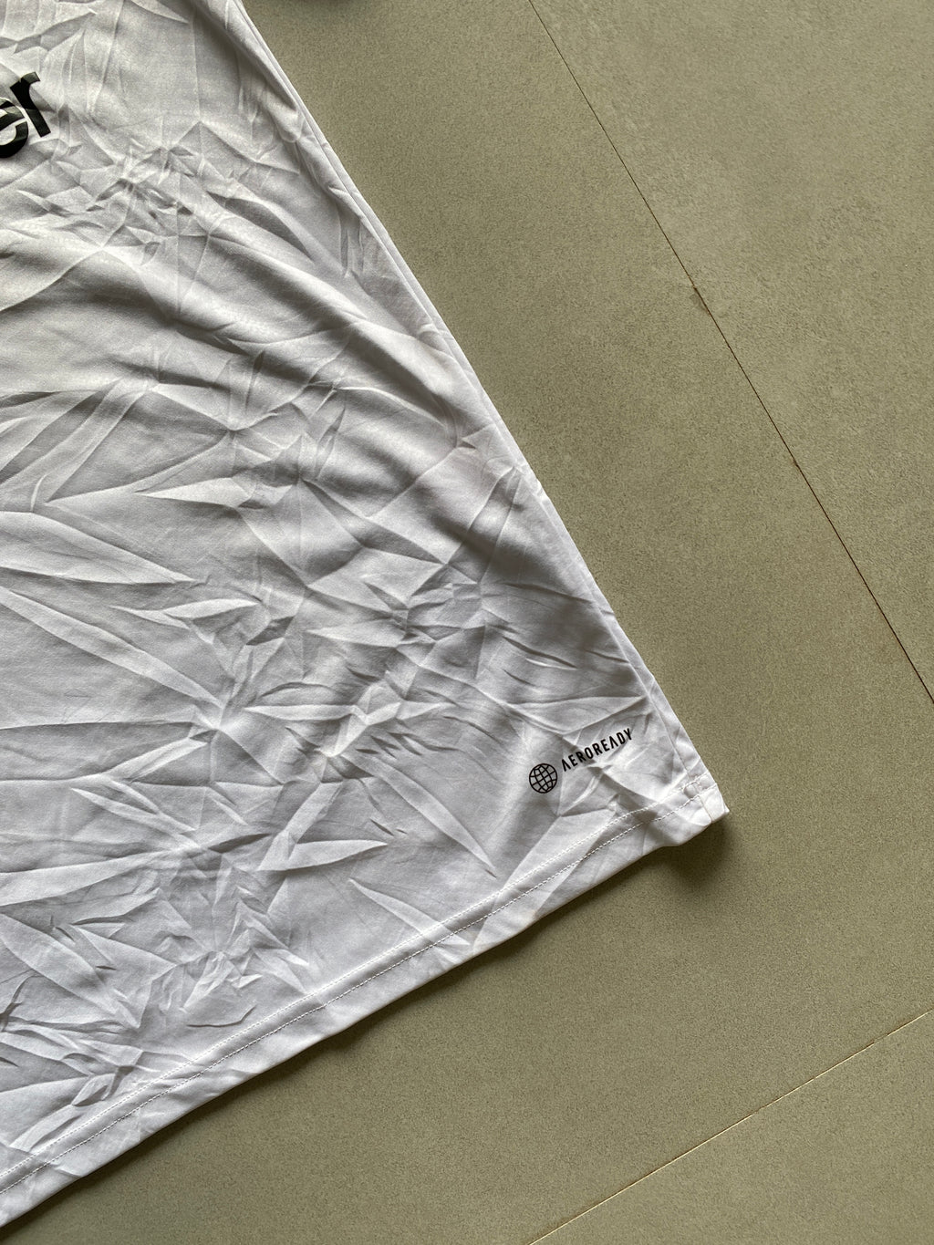 2022 ADIDAS MANCHESTER UNITED JERSEY - XS