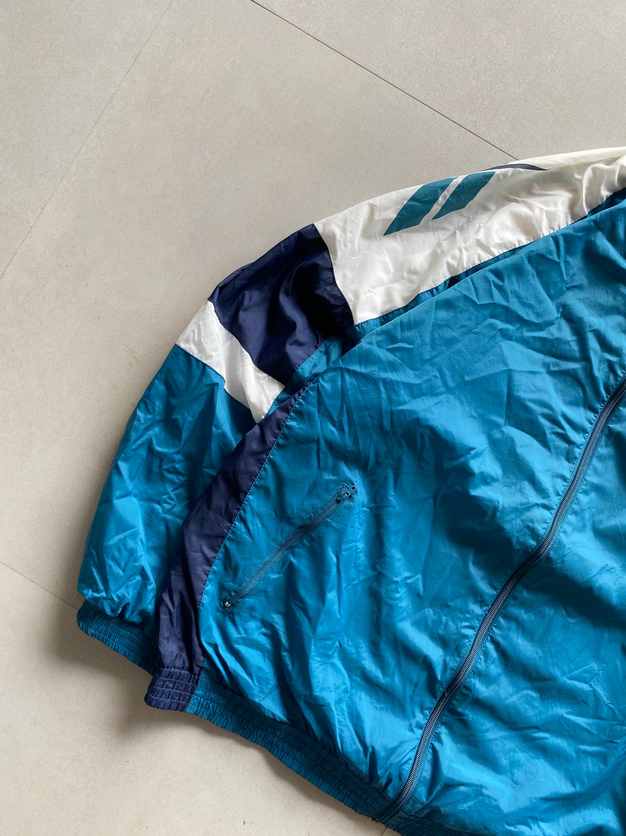 VINTAGE REEBOK JACKET - XL