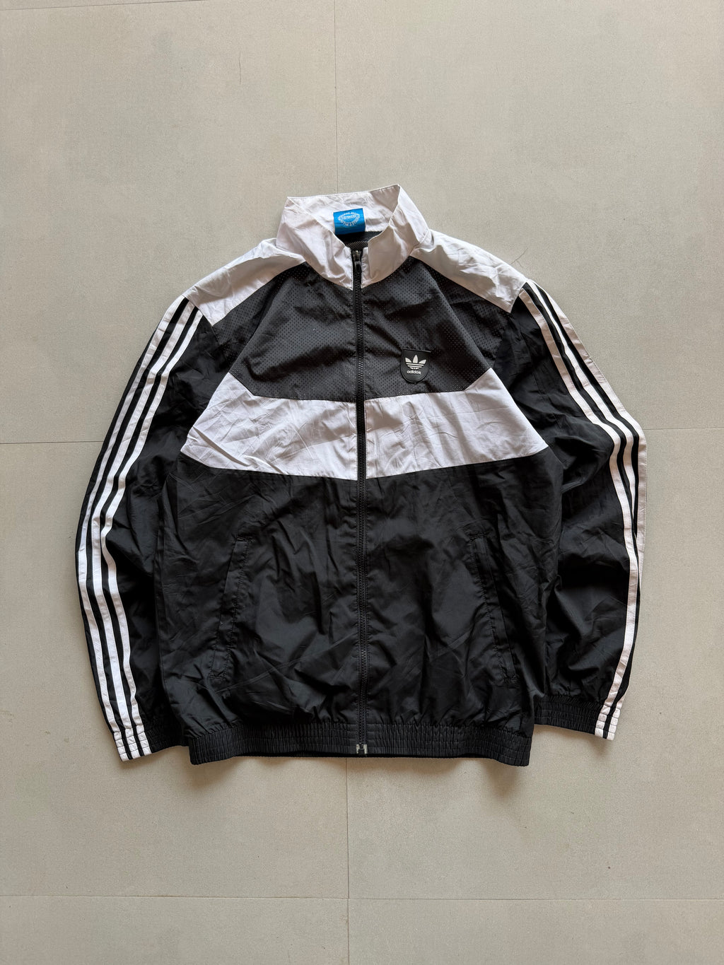ADIDAS ORGINALS STRIPED JACKET - M
