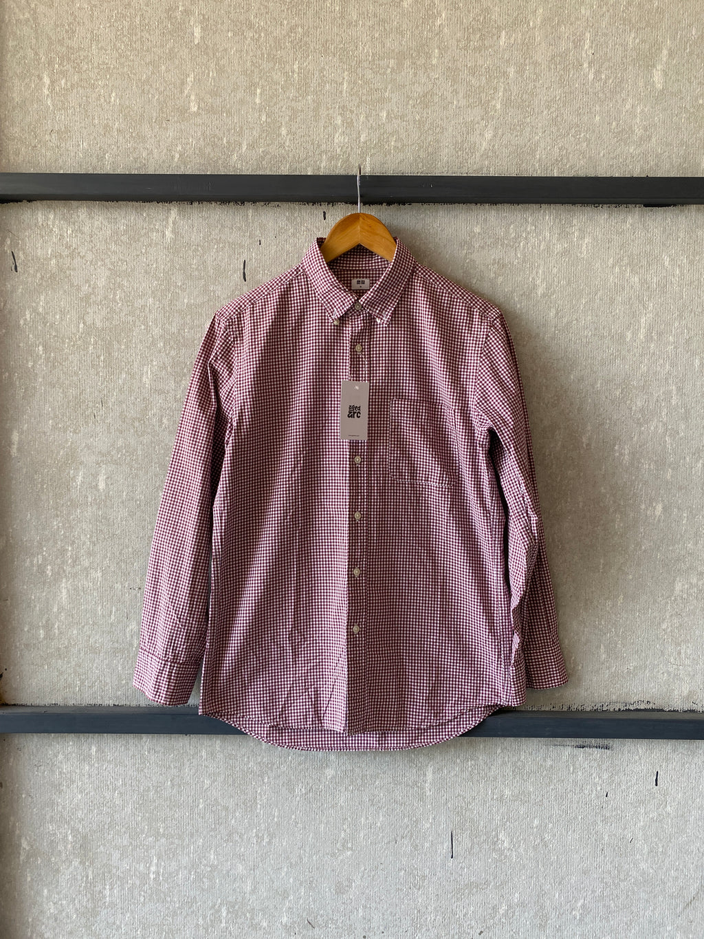 UNIQLO CHECKED SHIRT - S
