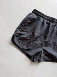 LA GEAR SHORTS - M