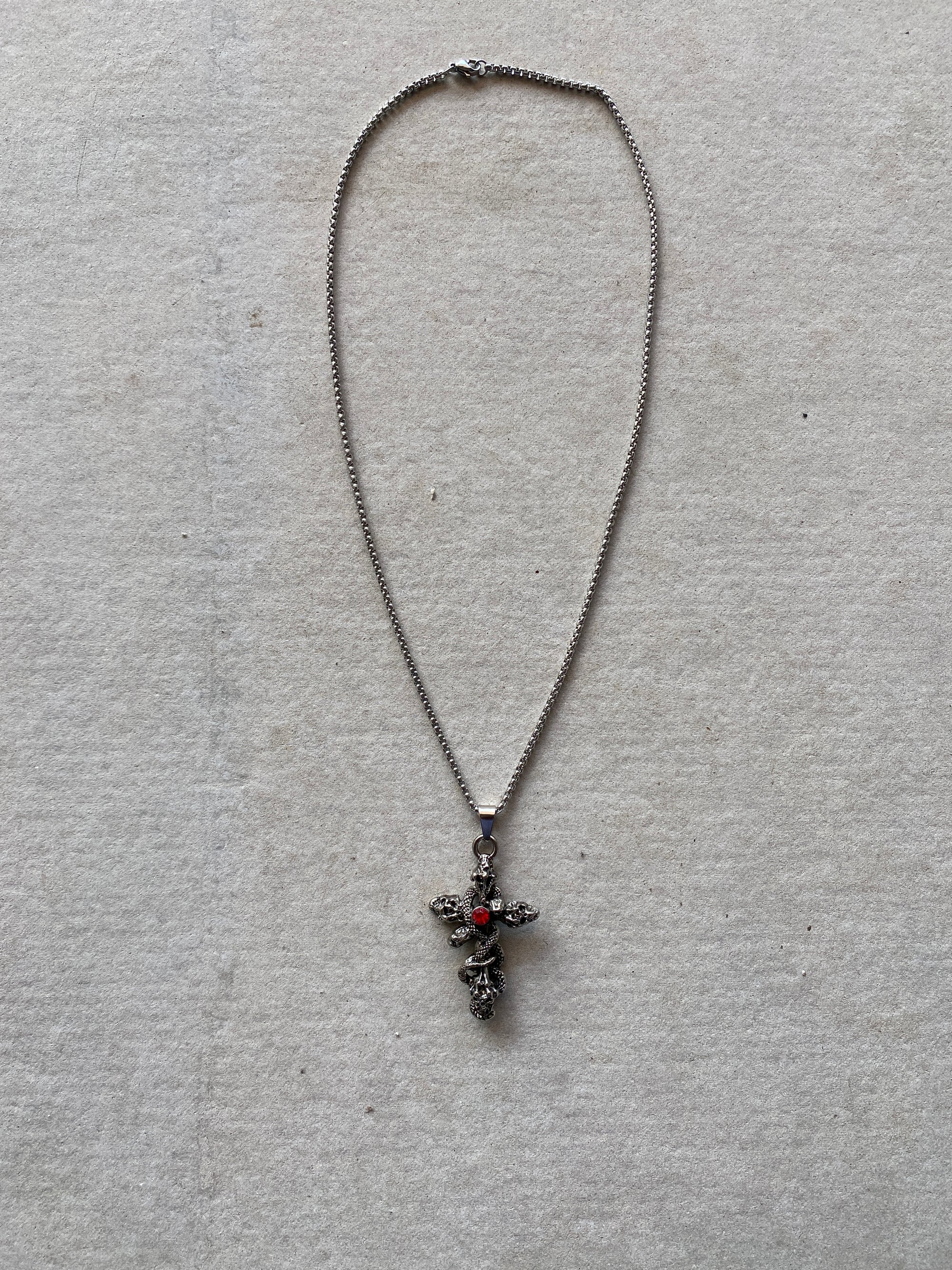 UNISEX LOCKET CHAIN