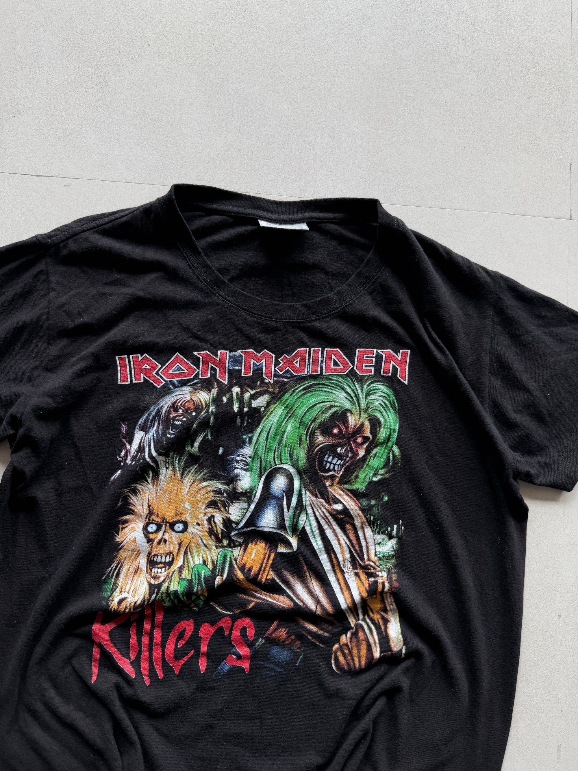 IRON MAIDEN CROPPED BAND TEE - M
