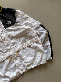 THE NORTH FACE WINBREAKER JACKET - XL