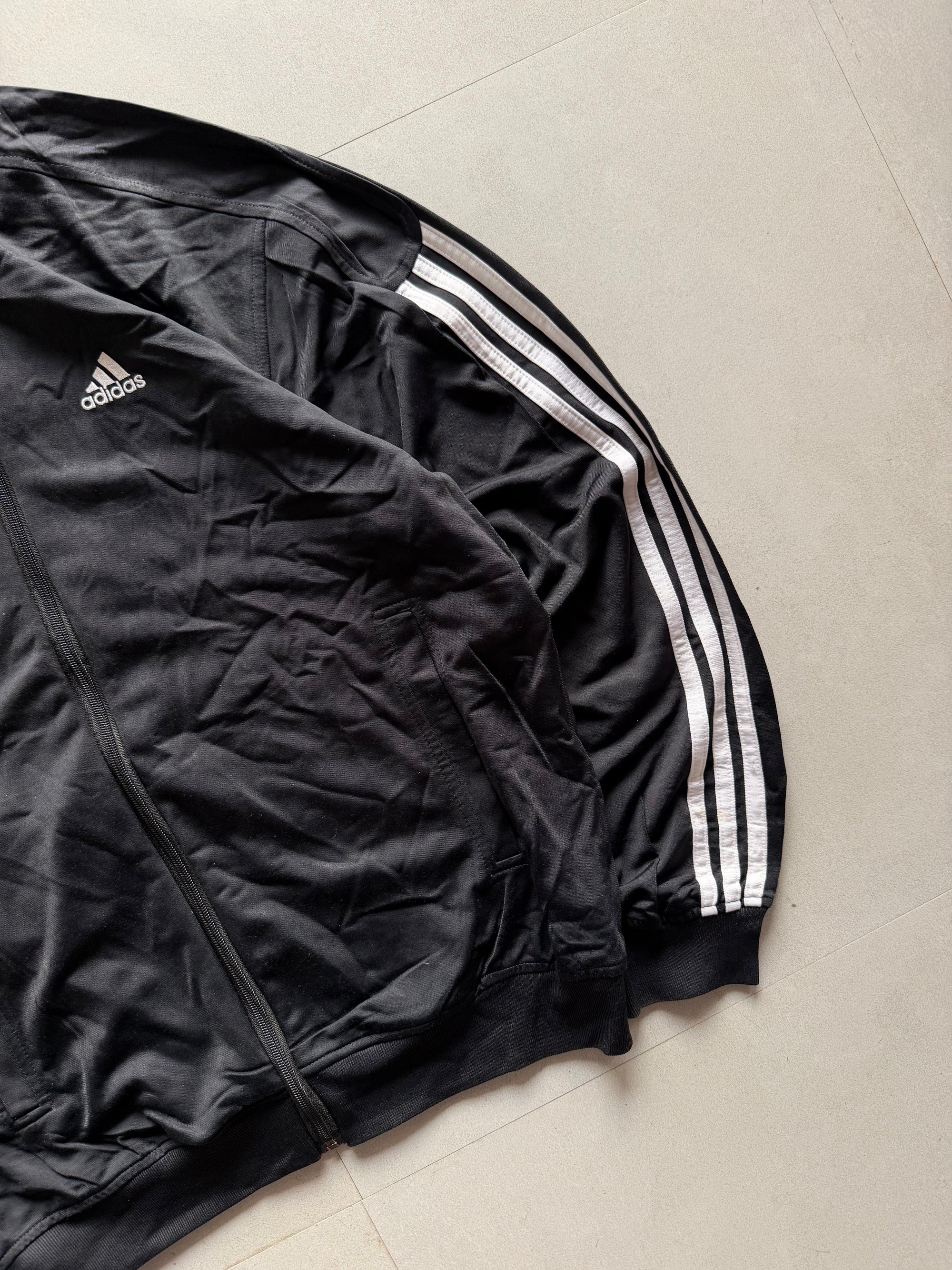 ADIDAS STRIPED JACKET - M