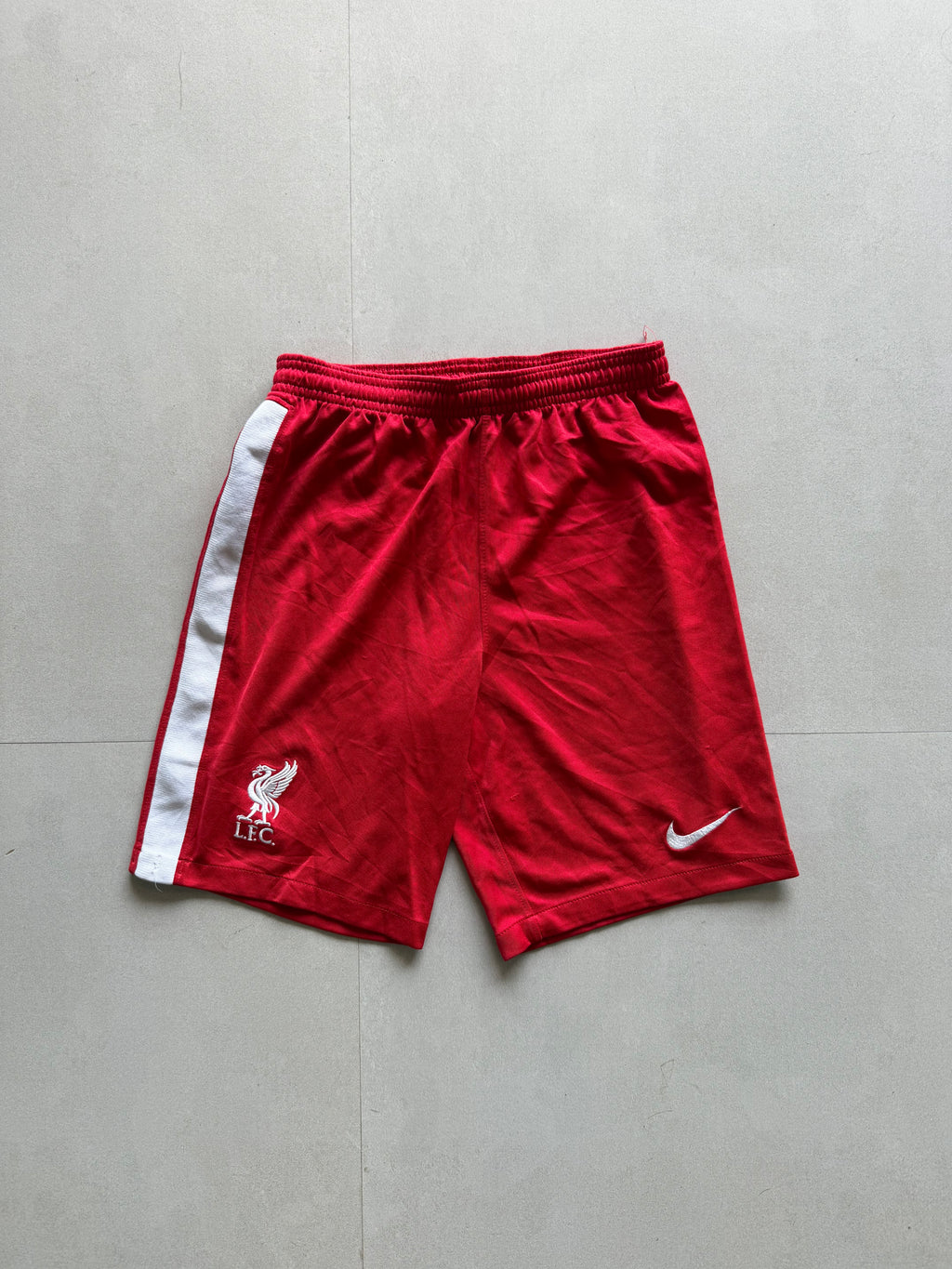 NIKE LIVERPOOL SHORTS - S