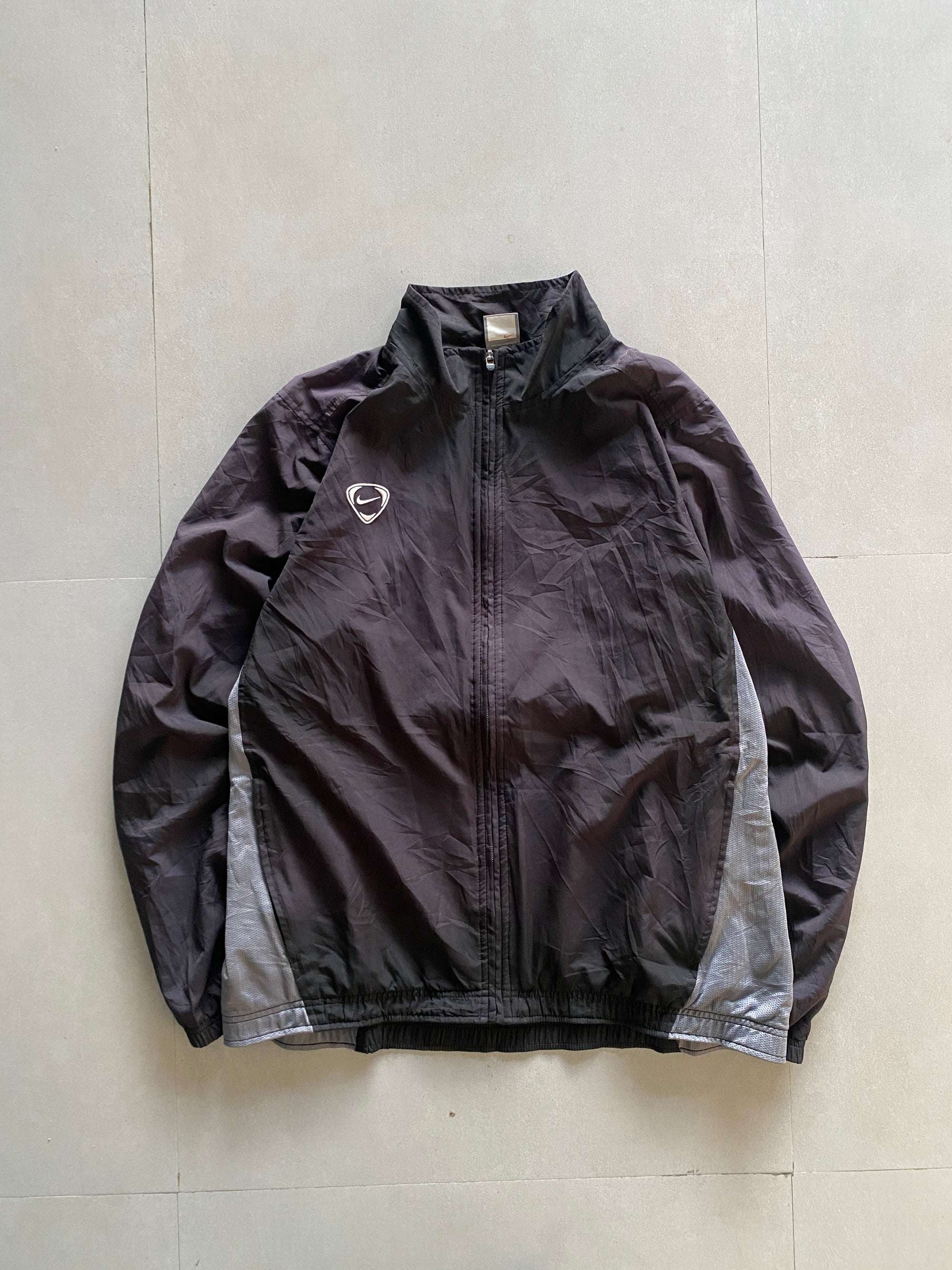BLACK NIKE BLACK JACKET - XL