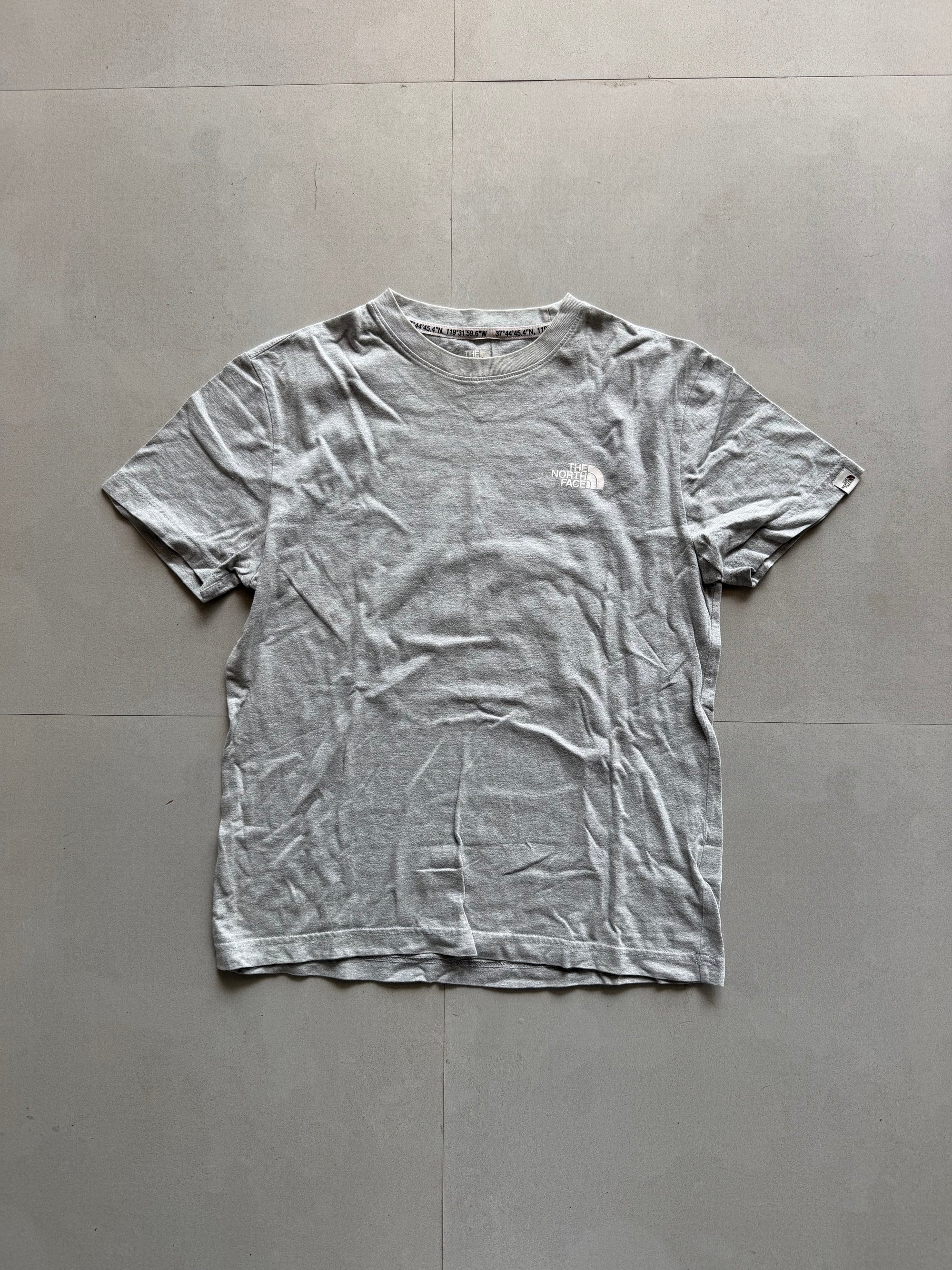 THE NORTH FACE TEE - XS