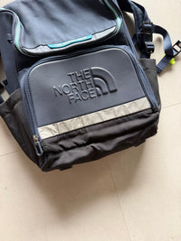 THE NORTH FACE BOYS BACKPACK