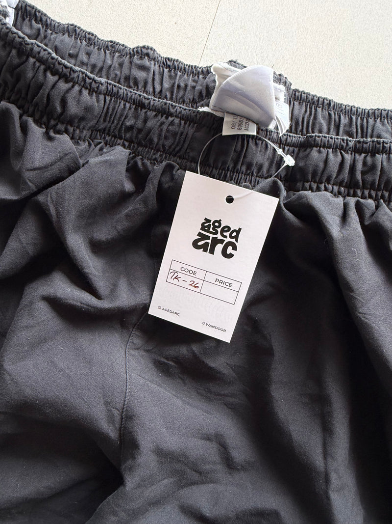 ADIDAS STRIPED TRACK PANT26 - S