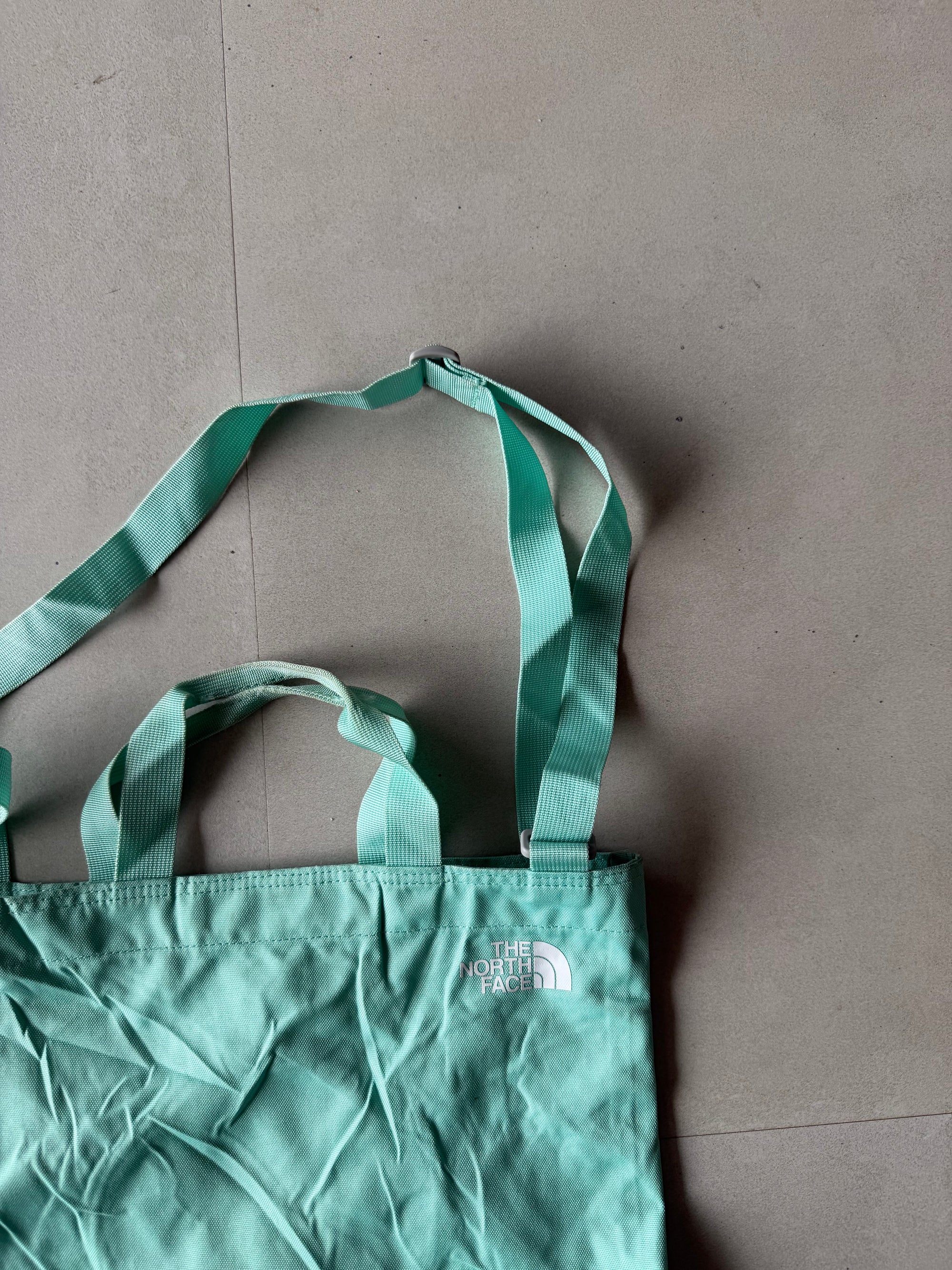 THE NORTH FACE TOTE BAG