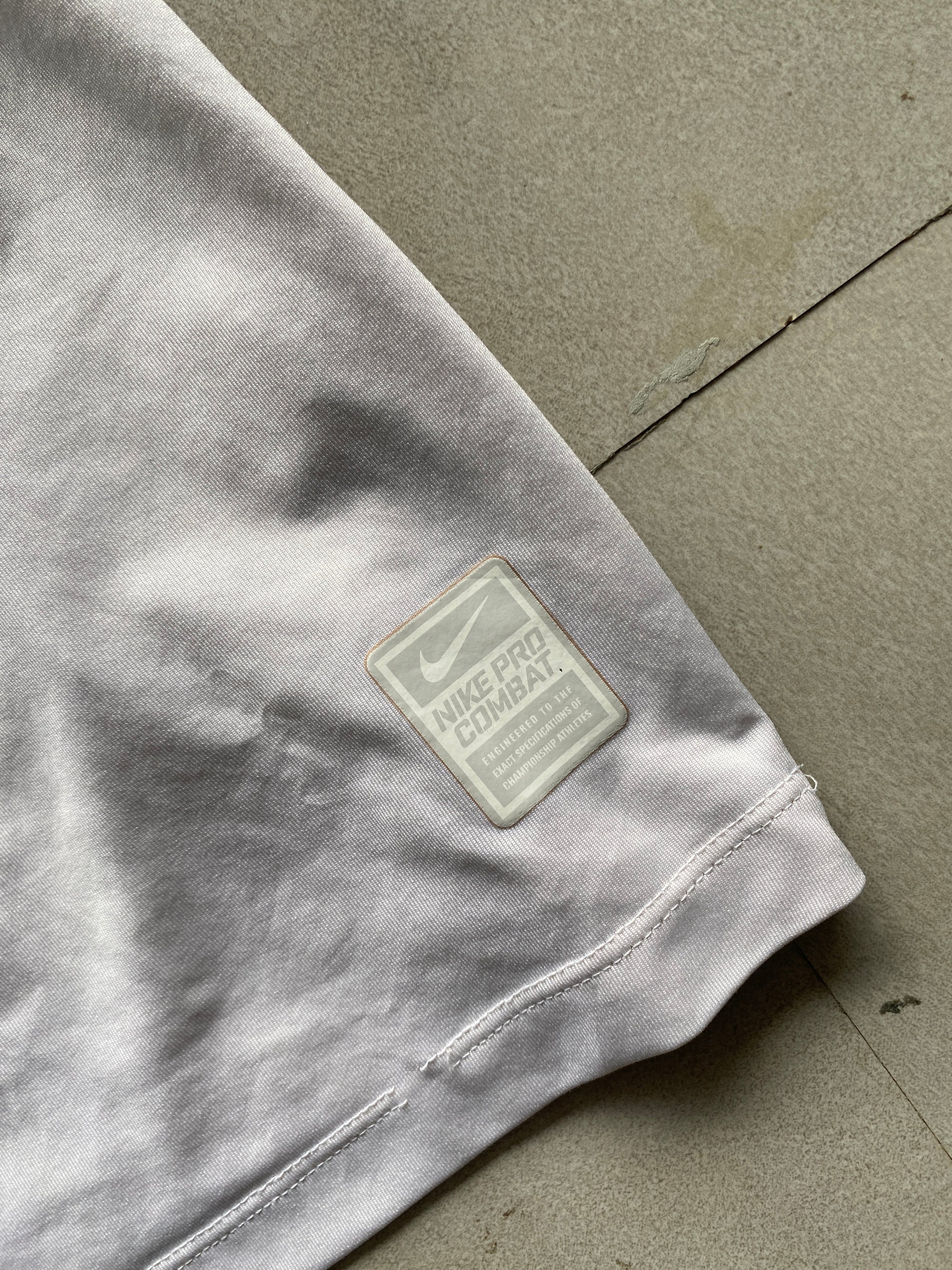 NIKE PRO-COMPACT COMPRESSION TEE - M