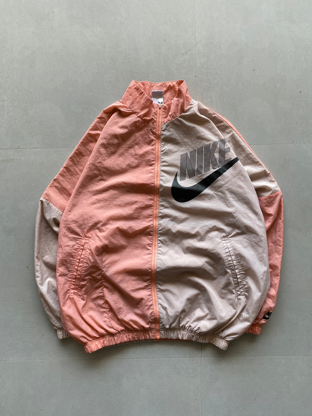 NIKE BIG LOGO JACKET - XL